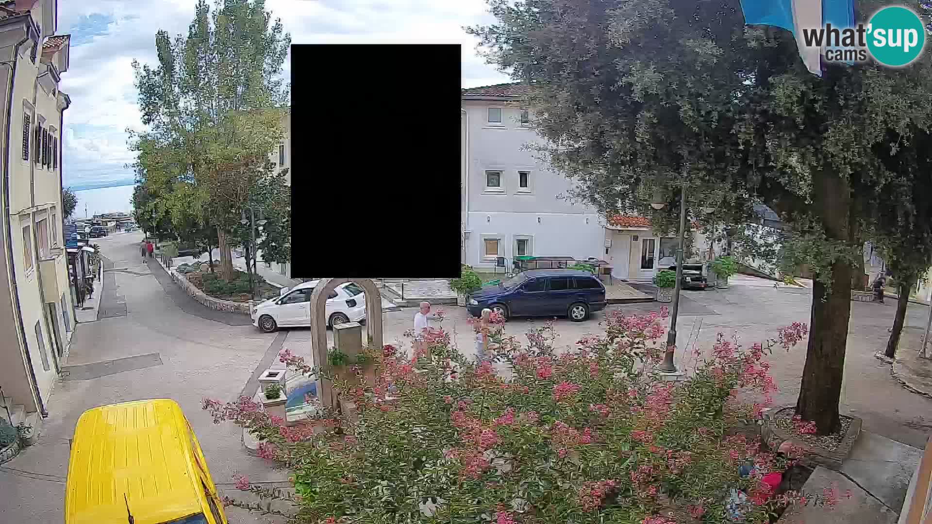 Spletna kamera center Mošćeniška Draga – Pogled v živo