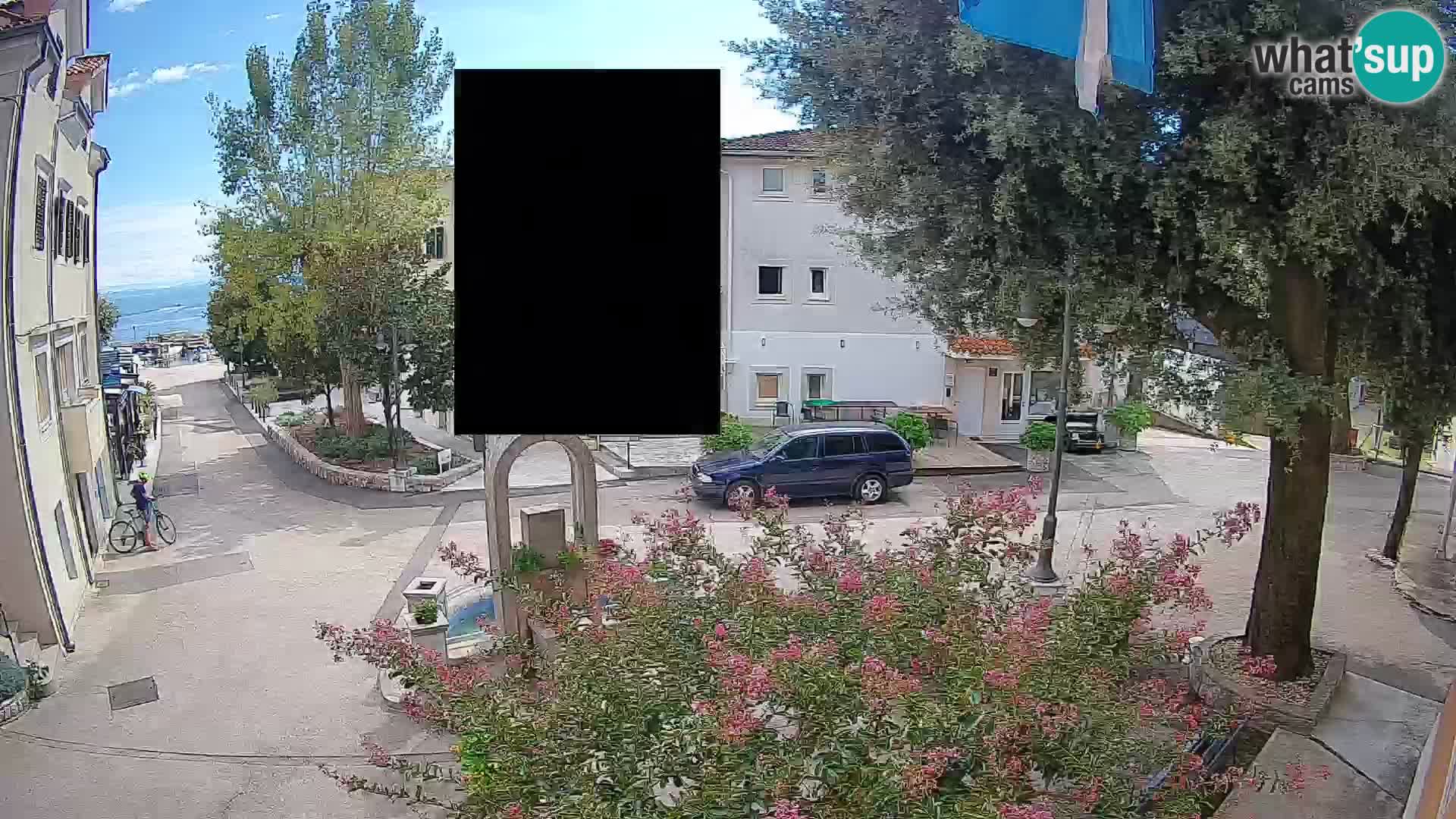 Webcam Mošćenička Draga Center – Live View of the Town Center