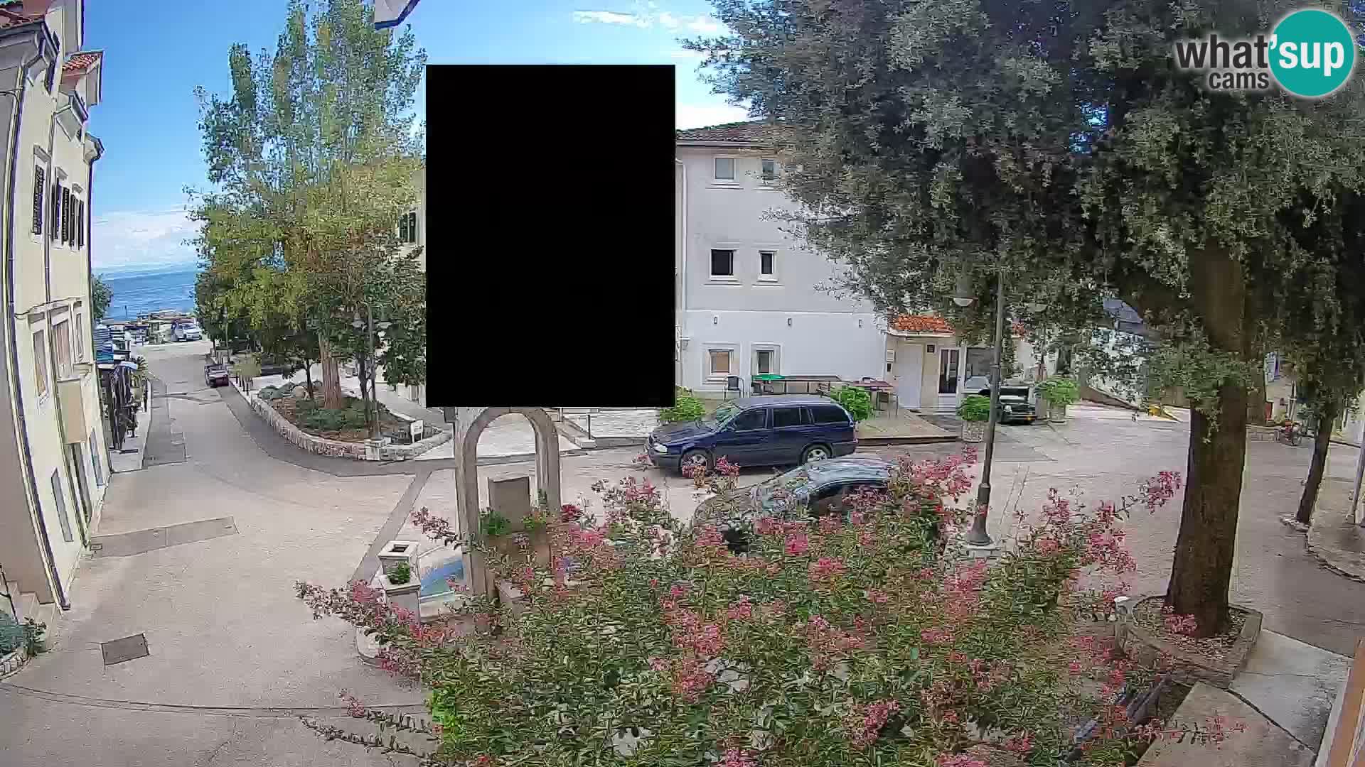 Webcam Mošćenička Draga Center – Live View of the Town Center