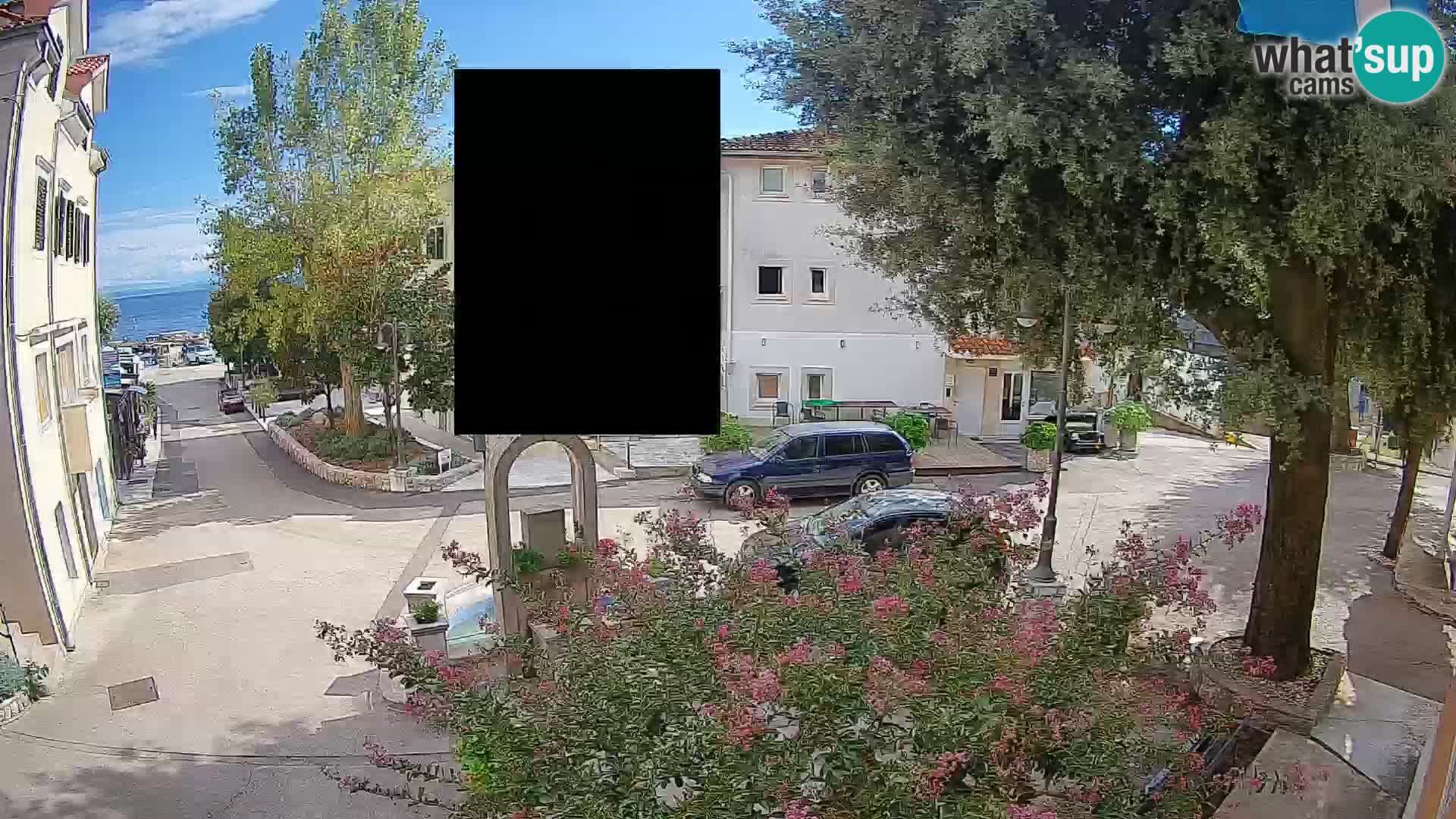 Web kamera centar Mošćeničke Drage – Pogled uživo