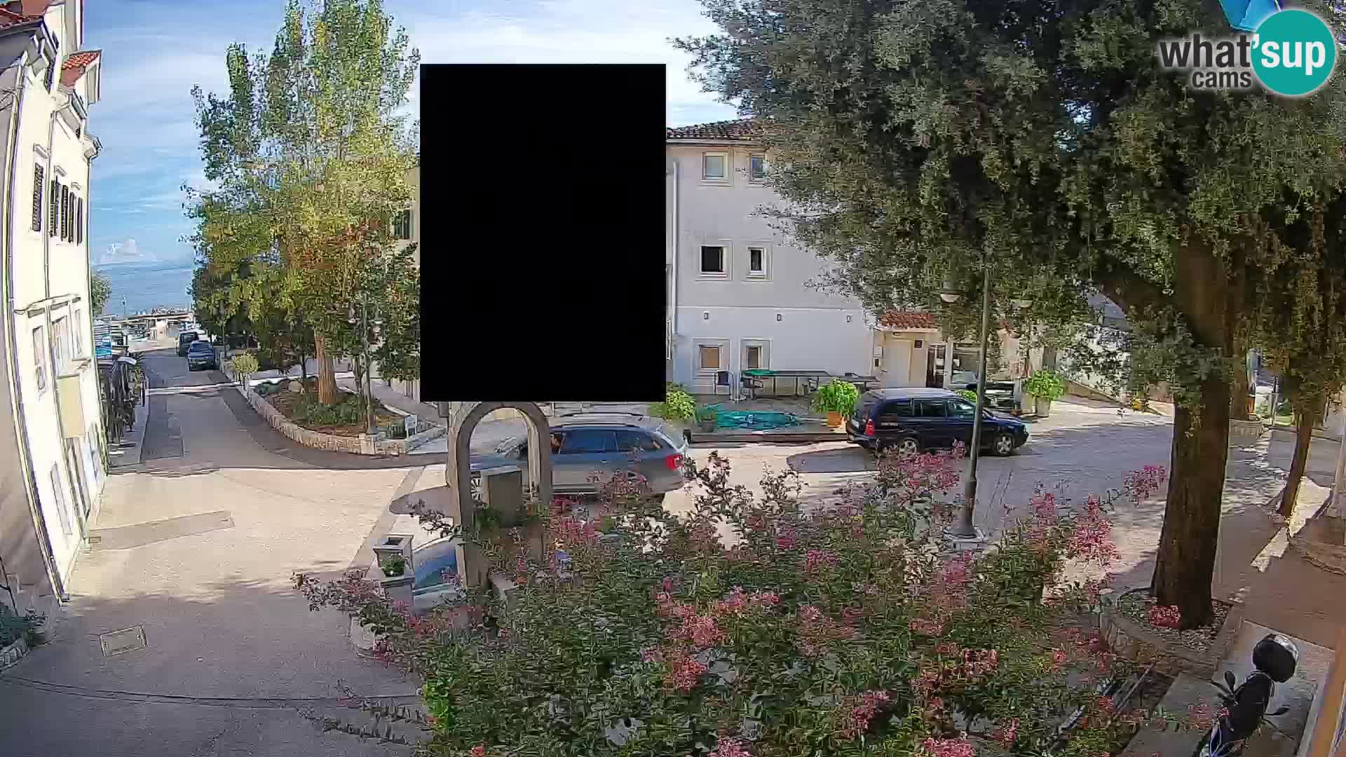 Webcam Mošćenička Draga Center – Live View of the Town Center
