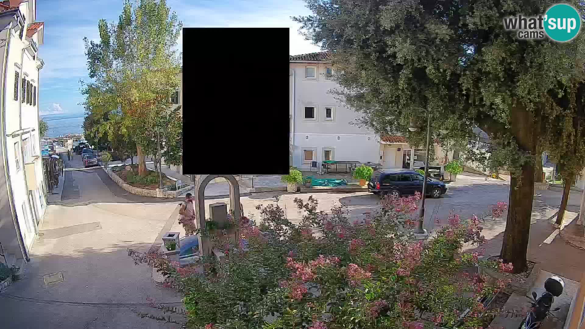 Webcam Mošćenička Draga Center – Live View of the Town Center