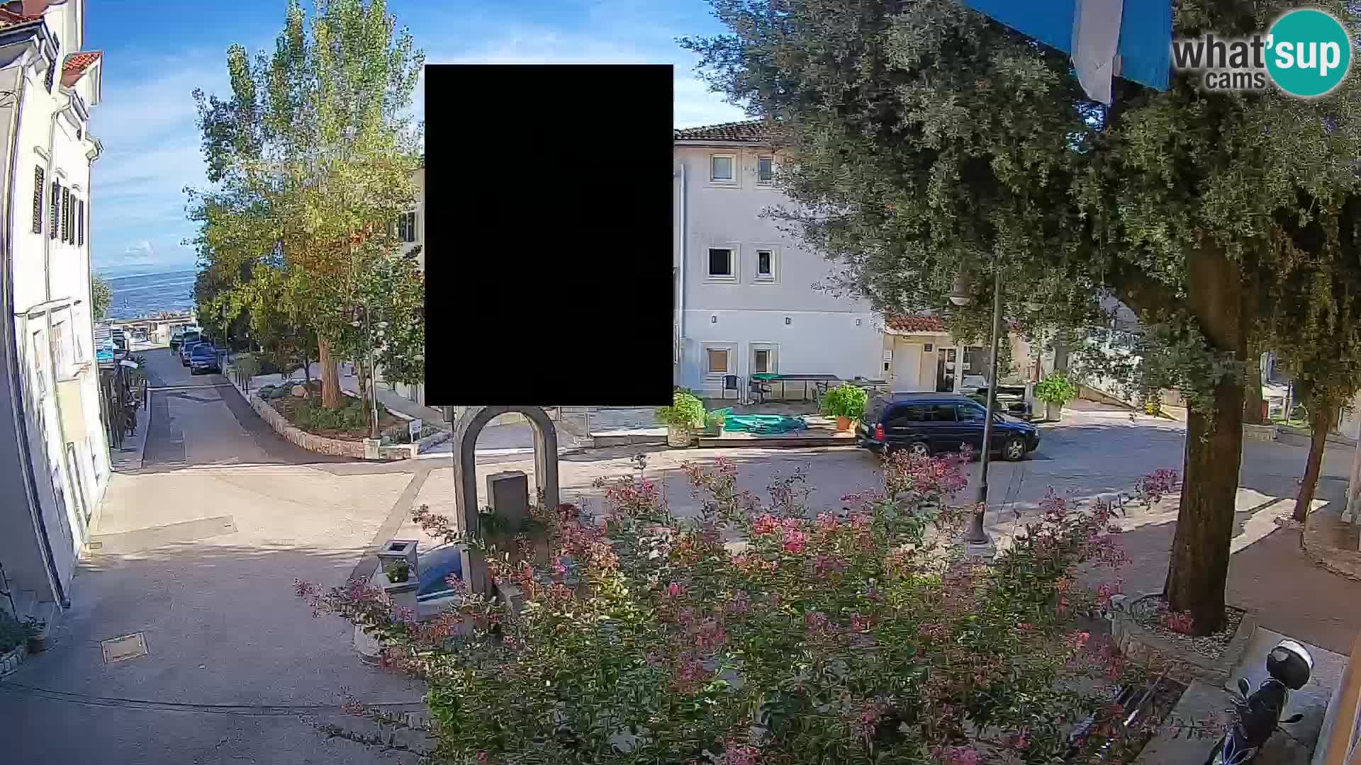 Webcam Mošćenička Draga Center – Live View of the Town Center