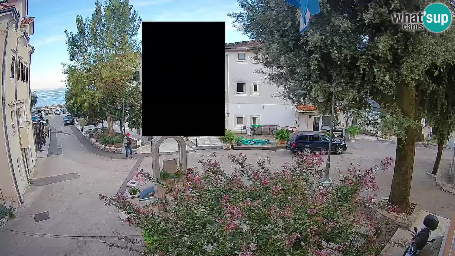 Webcam Mošćenička Draga Center – Live View of the Town Center