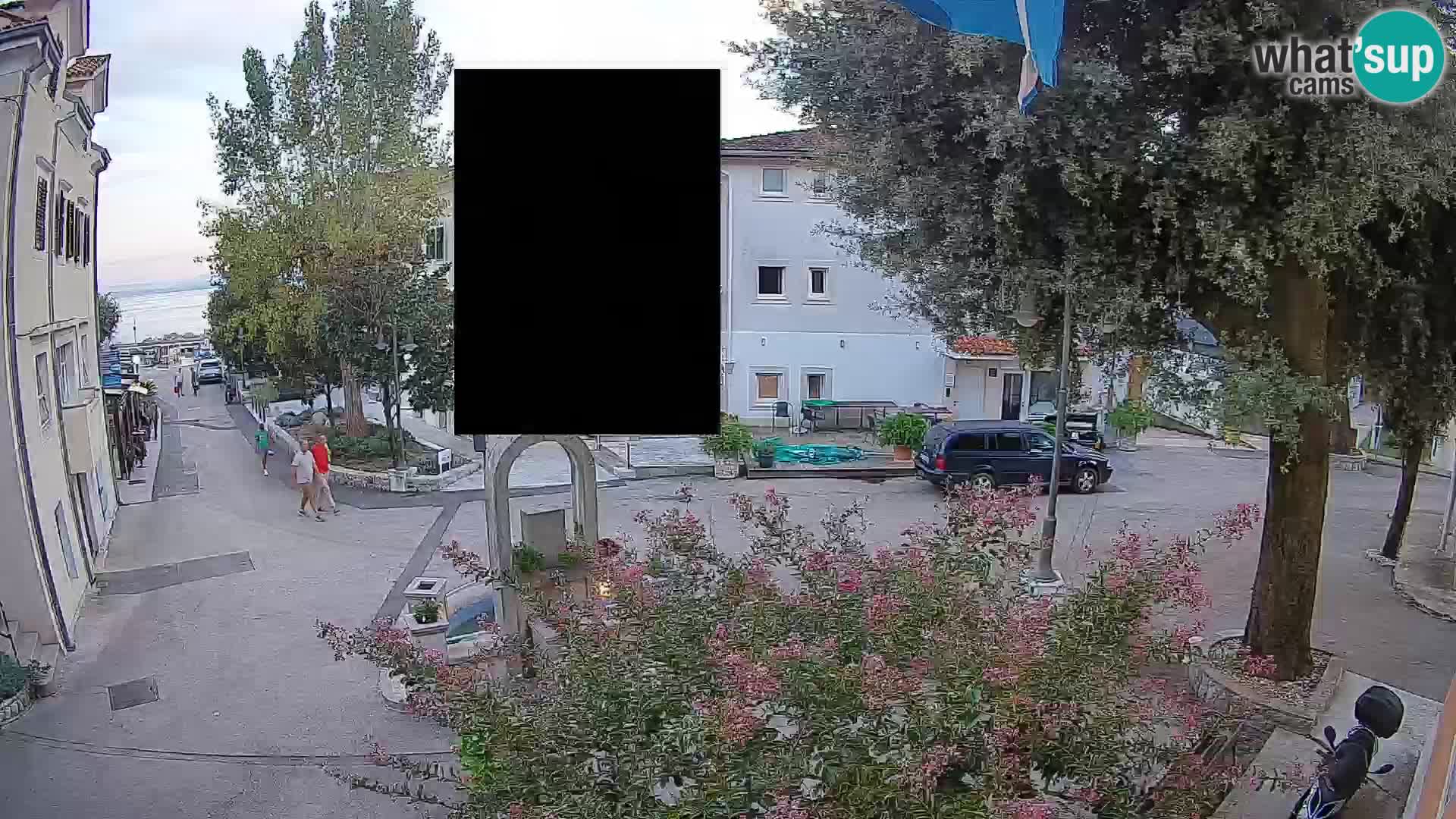 Web kamera centar Mošćeničke Drage – Pogled uživo