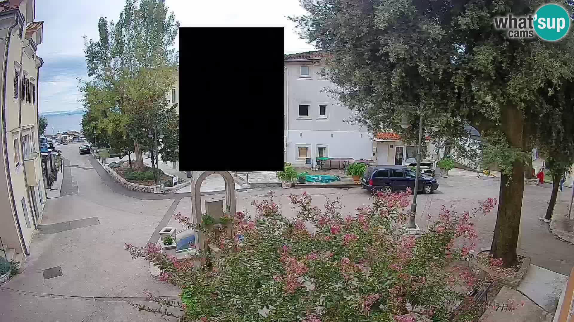Webcam Mošćenička Draga Center – Live View of the Town Center