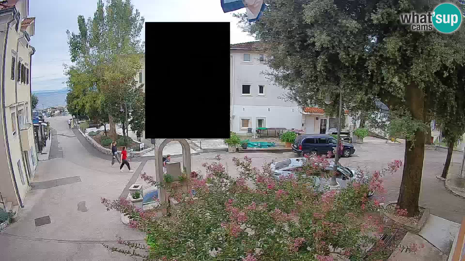 Webcam Mošćenička Draga Center – Live View of the Town Center