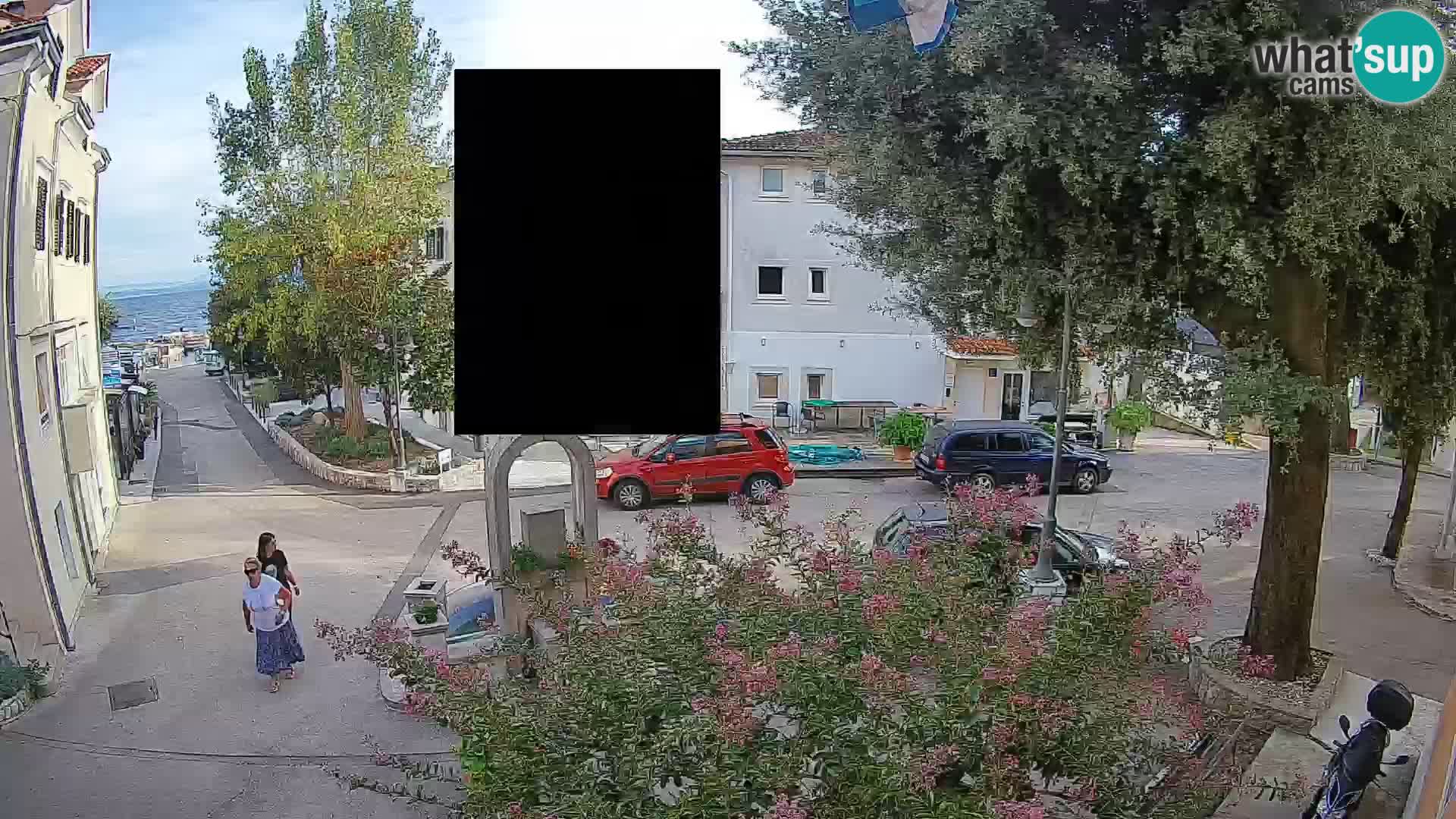 Webcam Mošćenička Draga Center – Live View of the Town Center