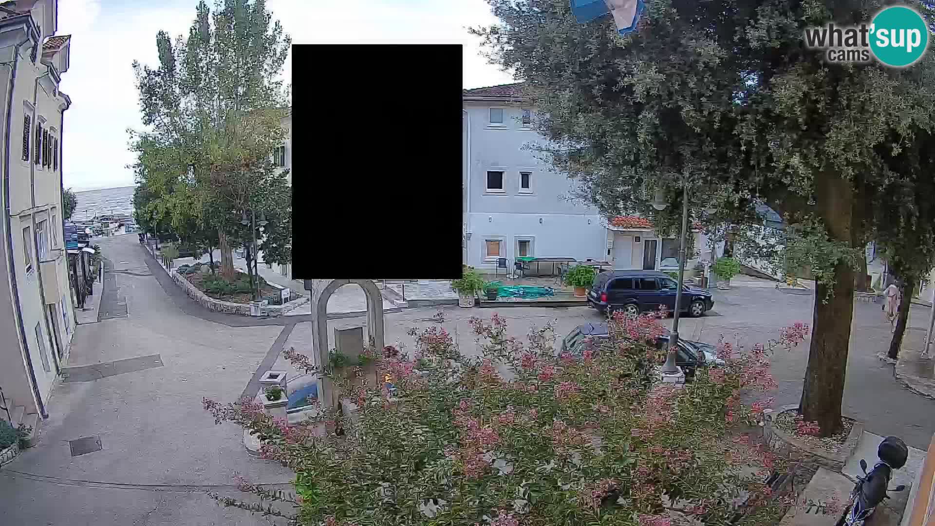 Webcam Mošćenička Draga Center – Live View of the Town Center