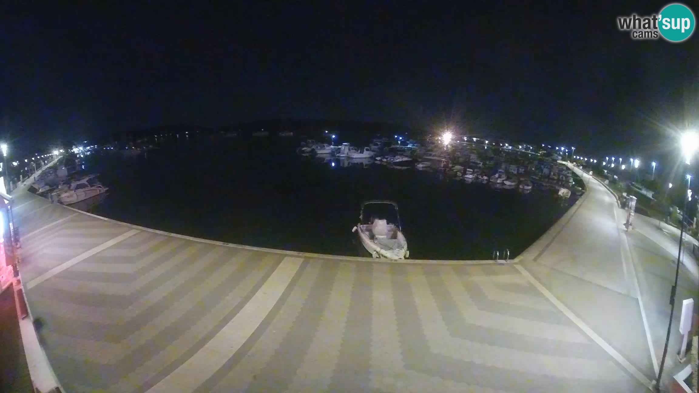 LIVE webcam Medulin marina