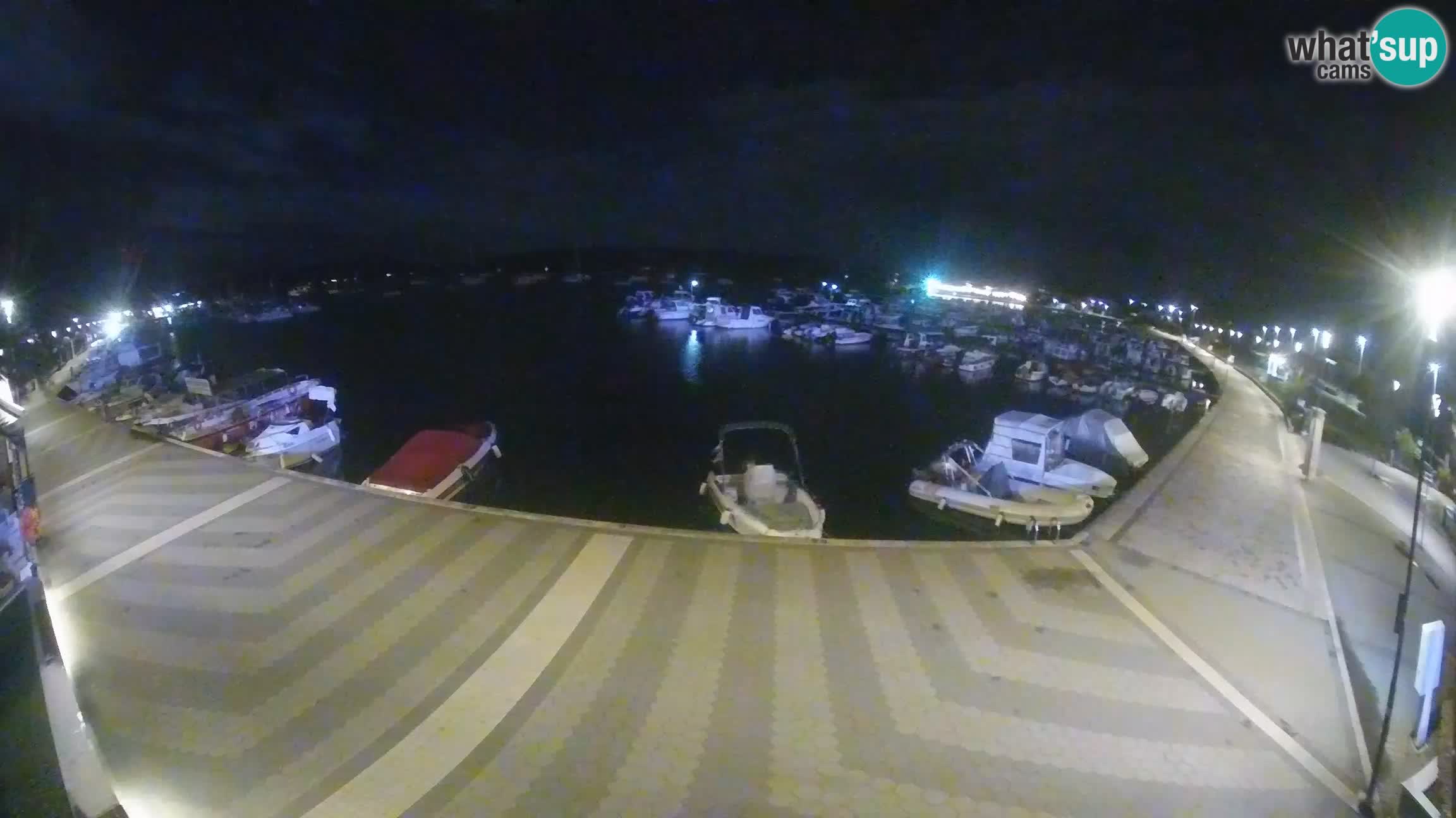 LIVE webcam Medulin marina