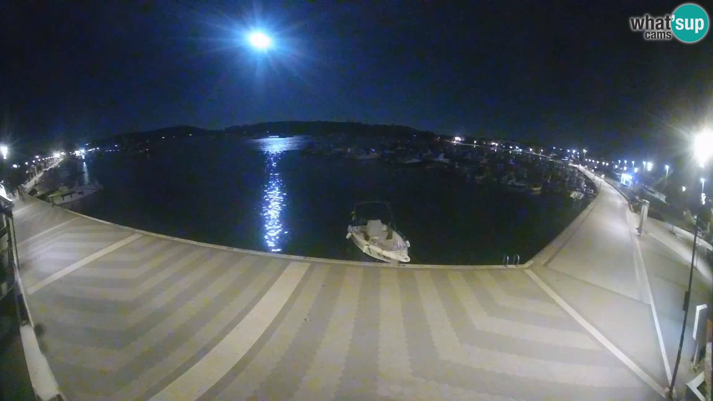 LIVE webcam Medulin marina