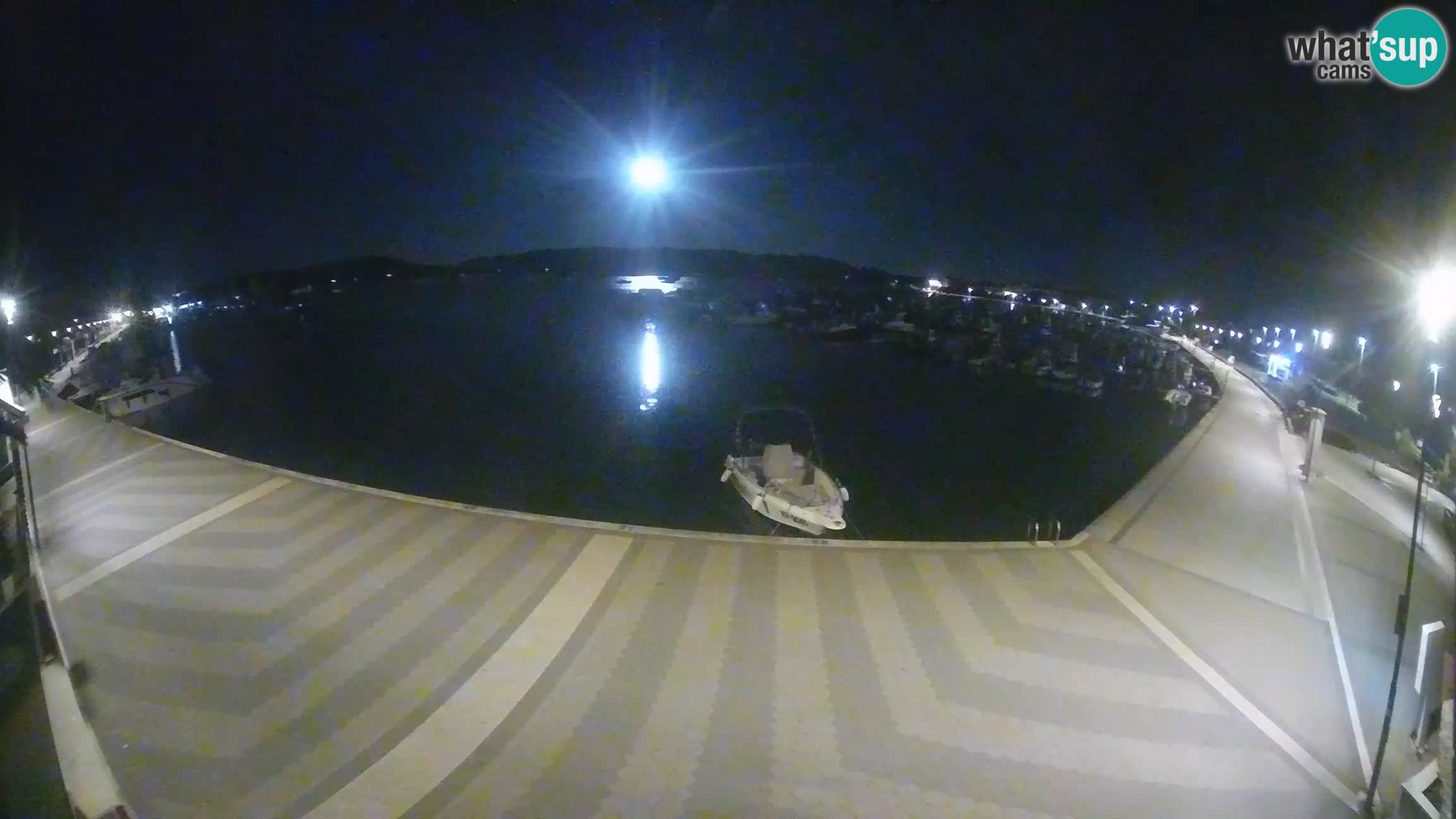 LIVE webcam Medulin marina