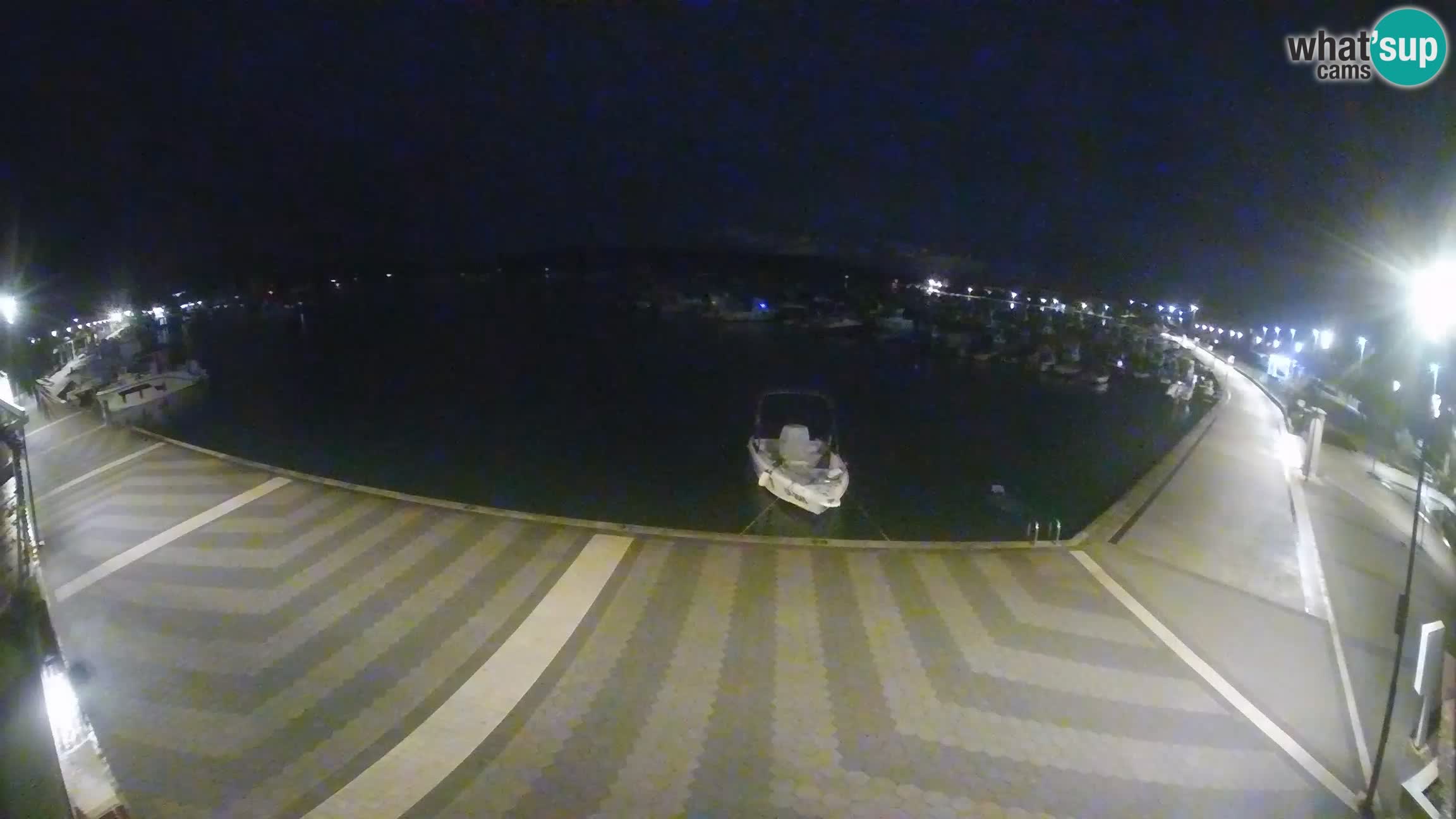 LIVE webcam Medulin marina