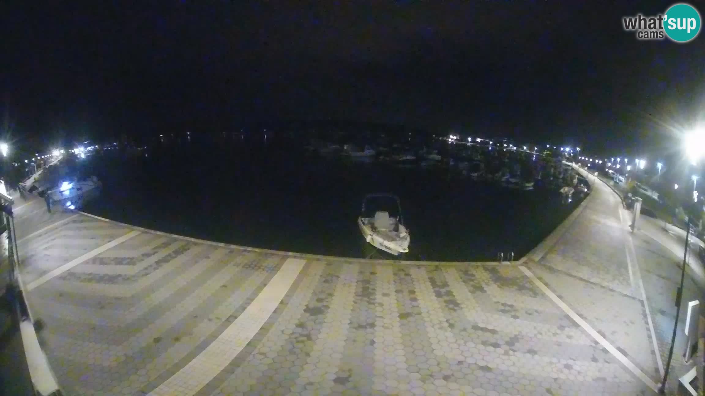 LIVE webcam Medulin marina