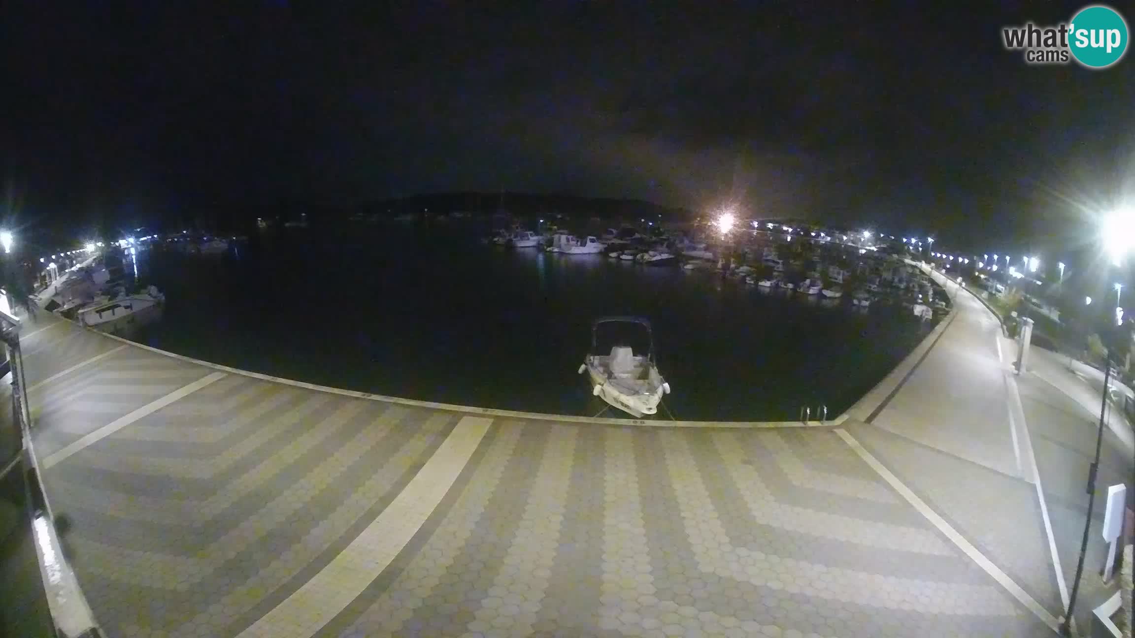 LIVE webcam Medulin marina