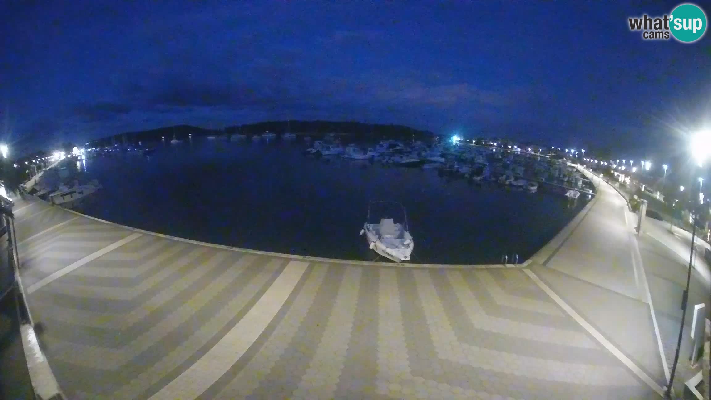 LIVE webcam Medulin marina