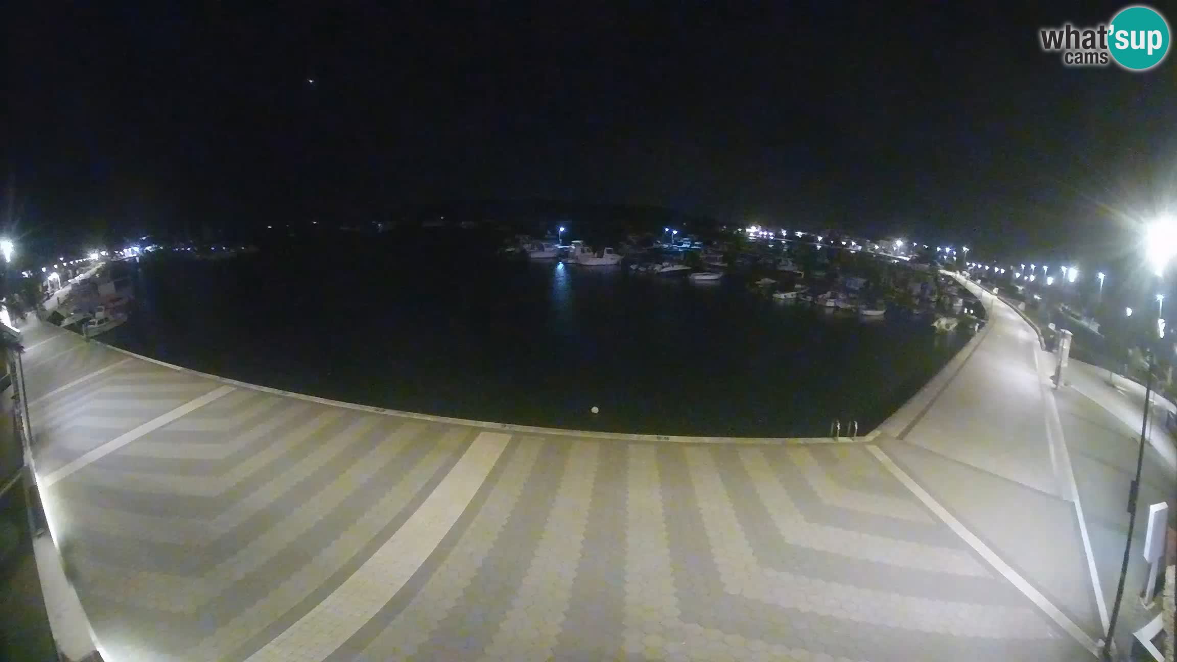 LIVE webcam Medulin marina