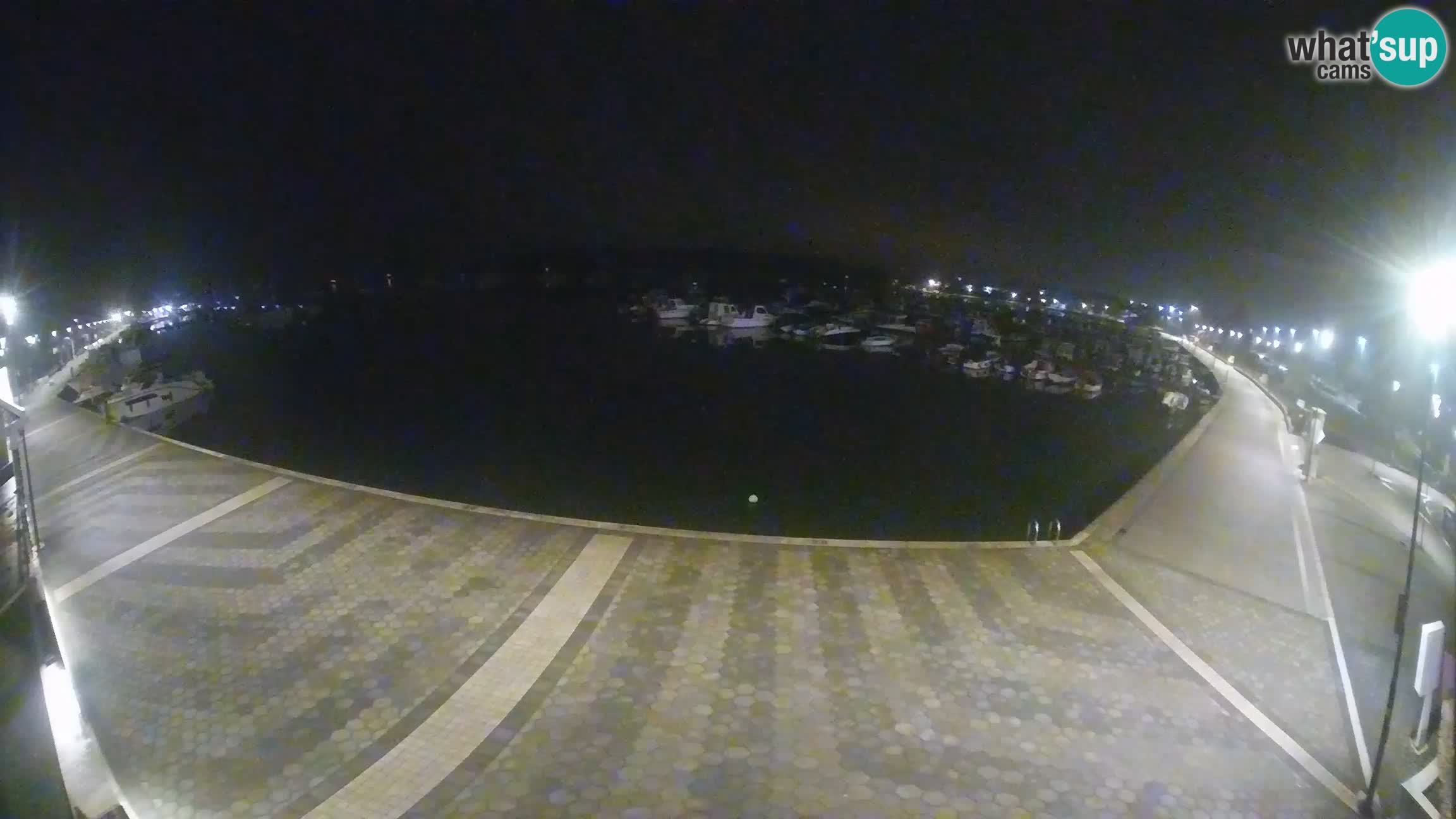 LIVE webcam Medulin marina