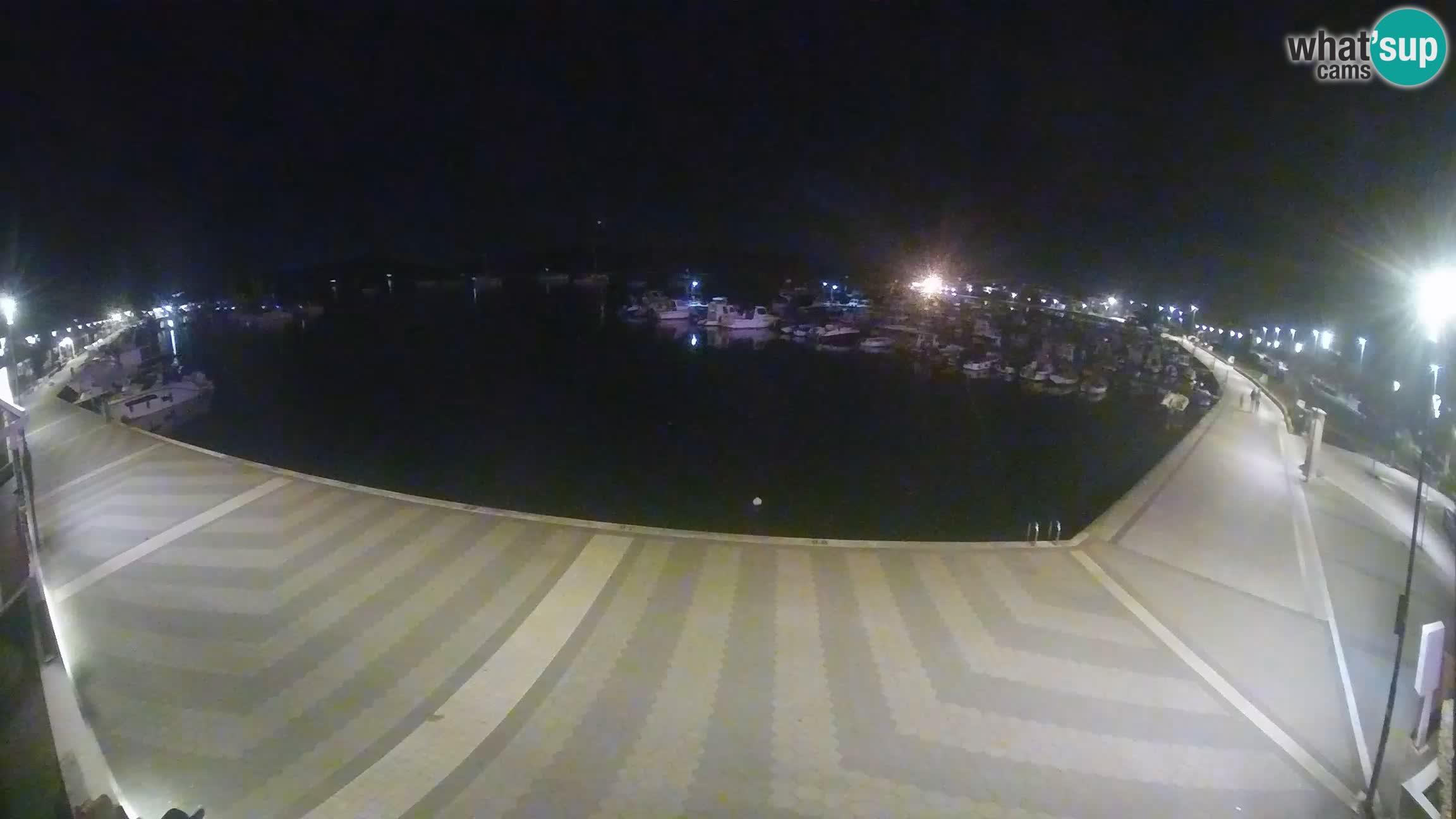 LIVE webcam Medulin marina