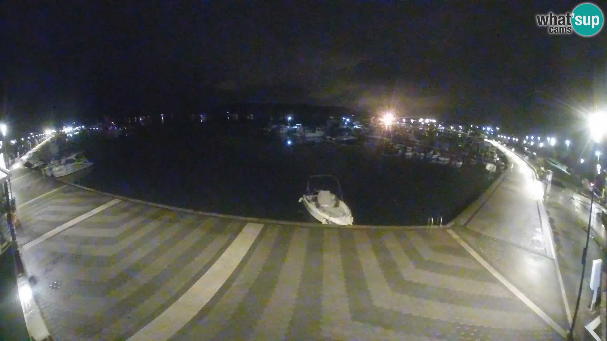 LIVE webcam Medulin marina
