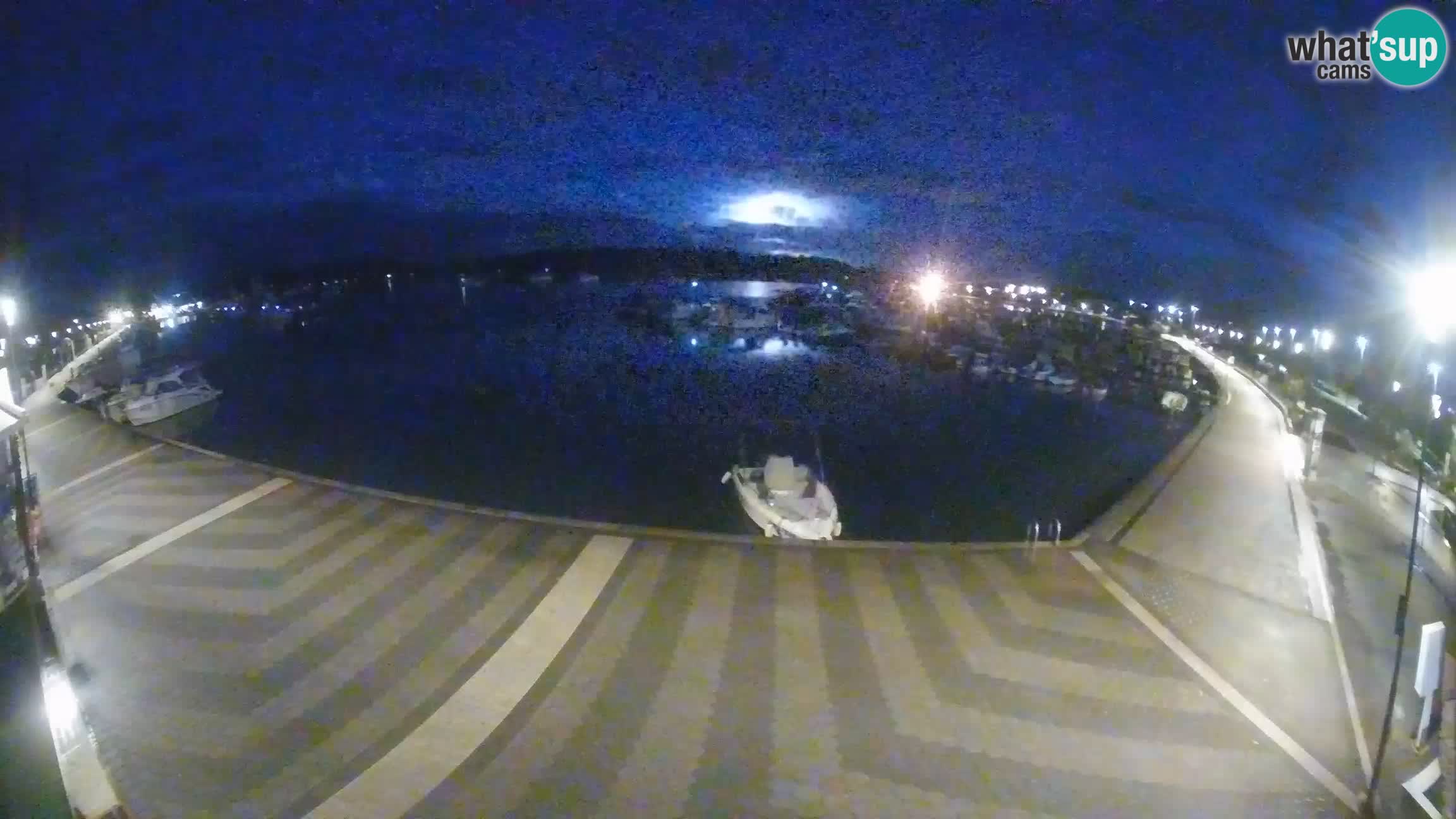 LIVE webcam Medulin marina