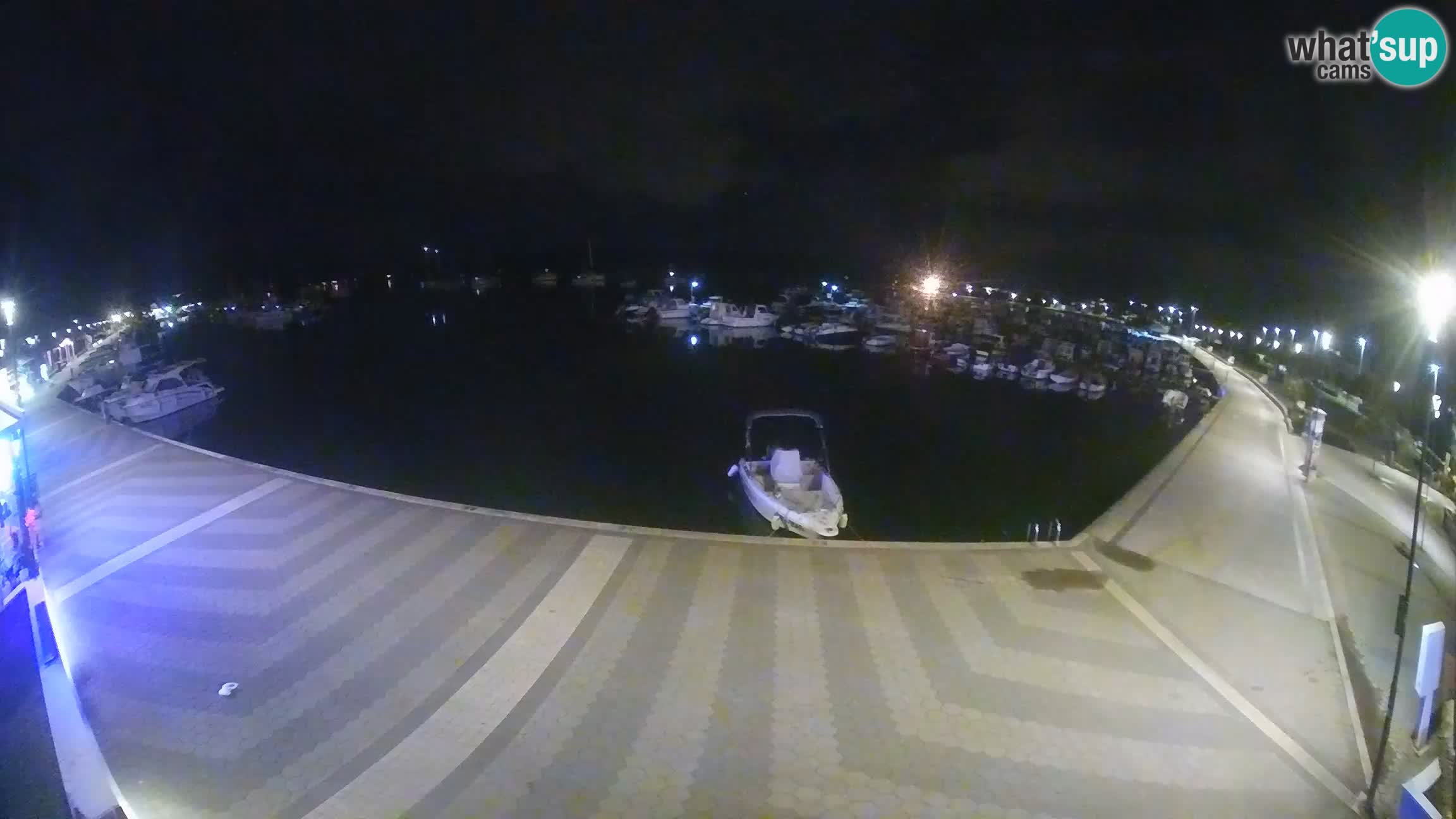 LIVE webcam Medulin marina