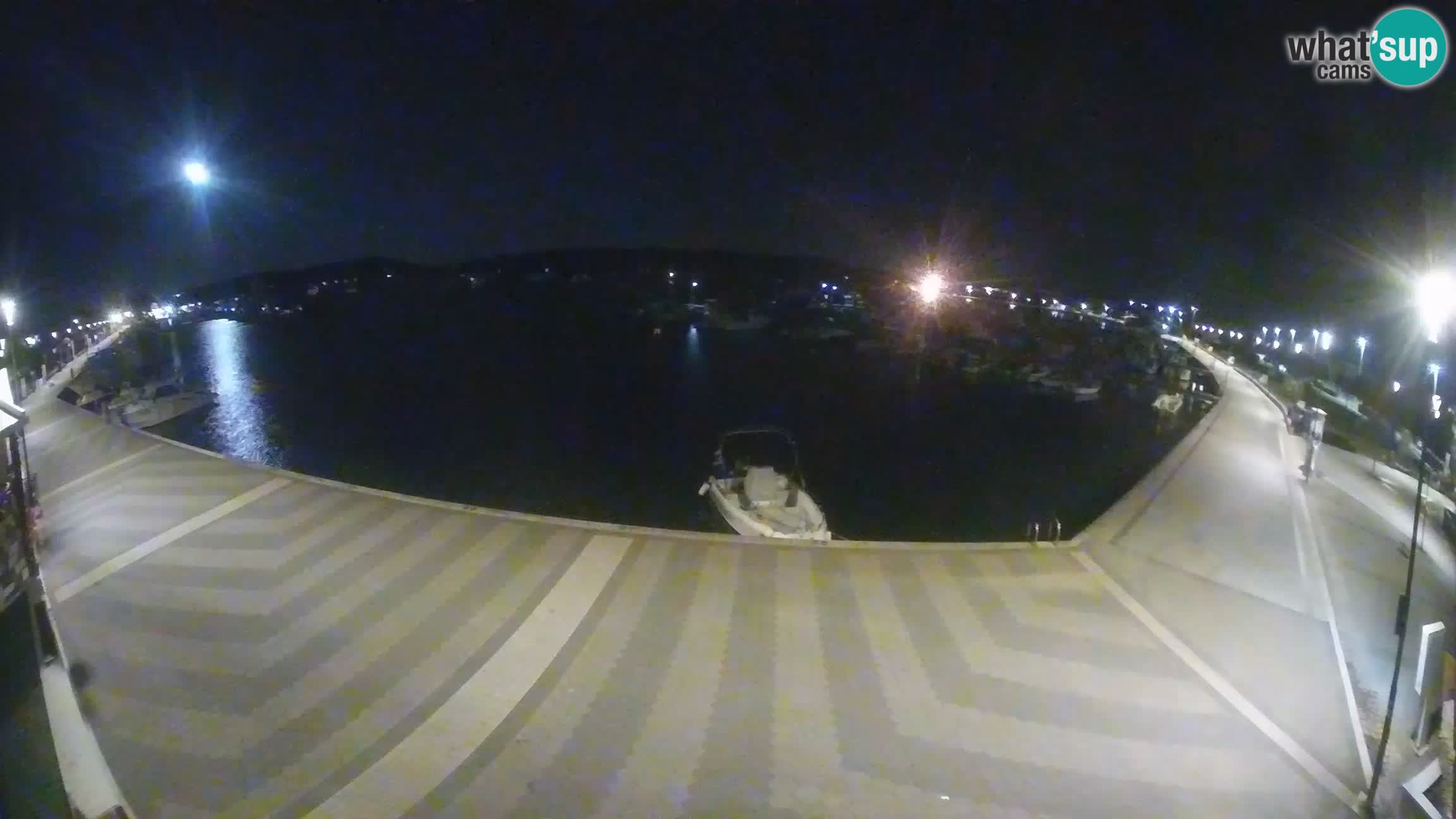 LIVE webcam Medulin marina