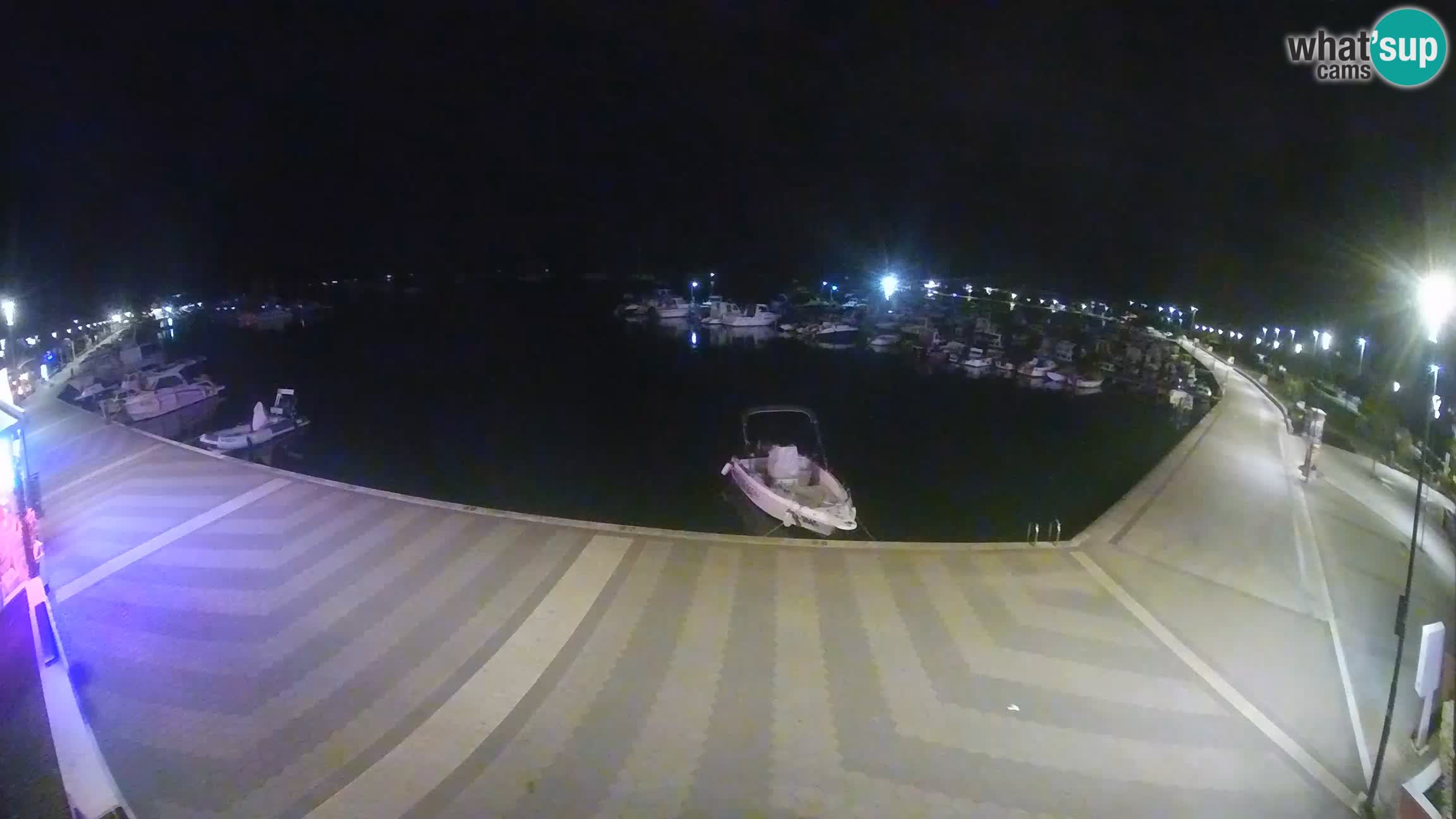 LIVE webcam Medulin marina