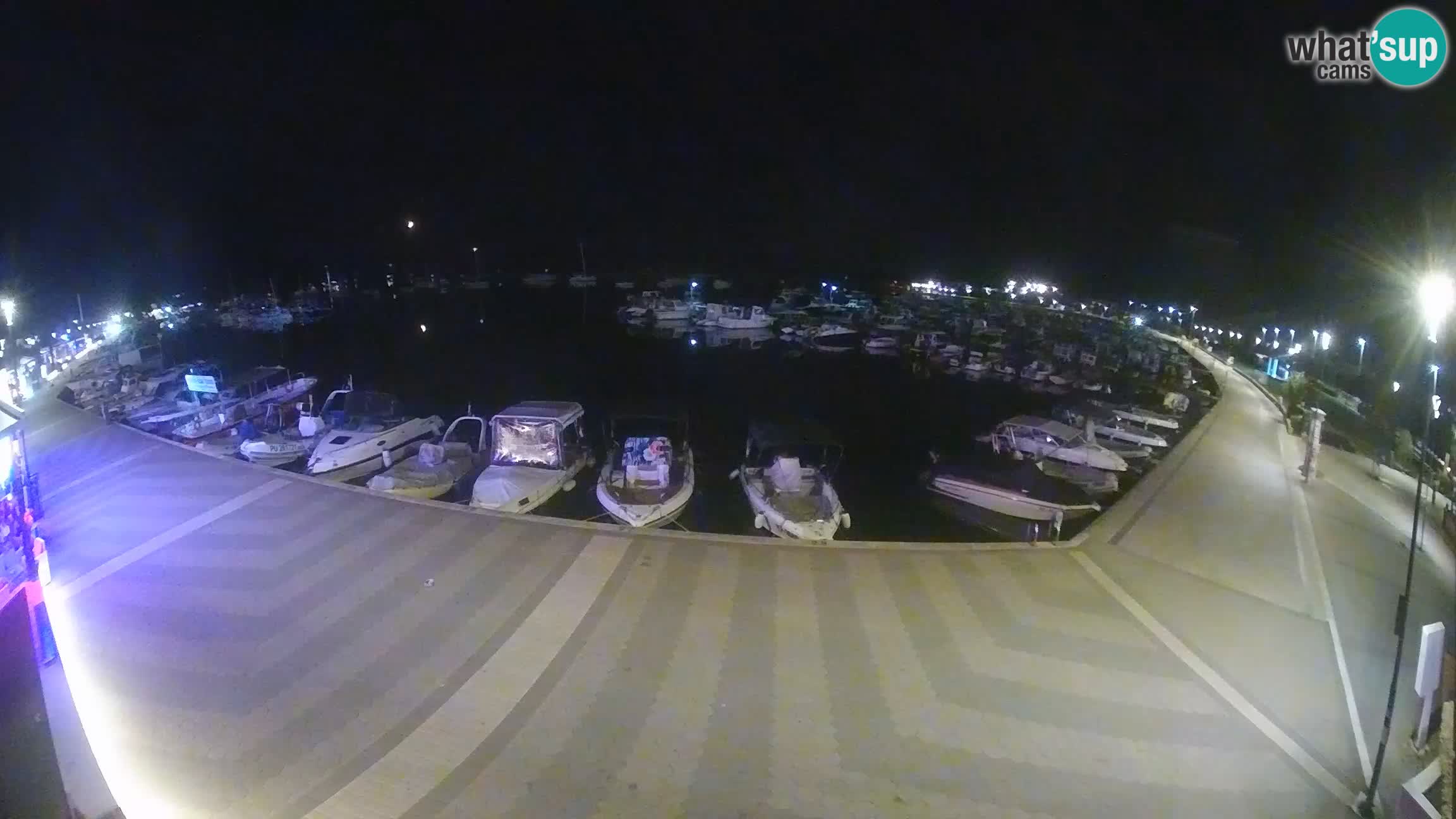 LIVE webcam Medulin marina