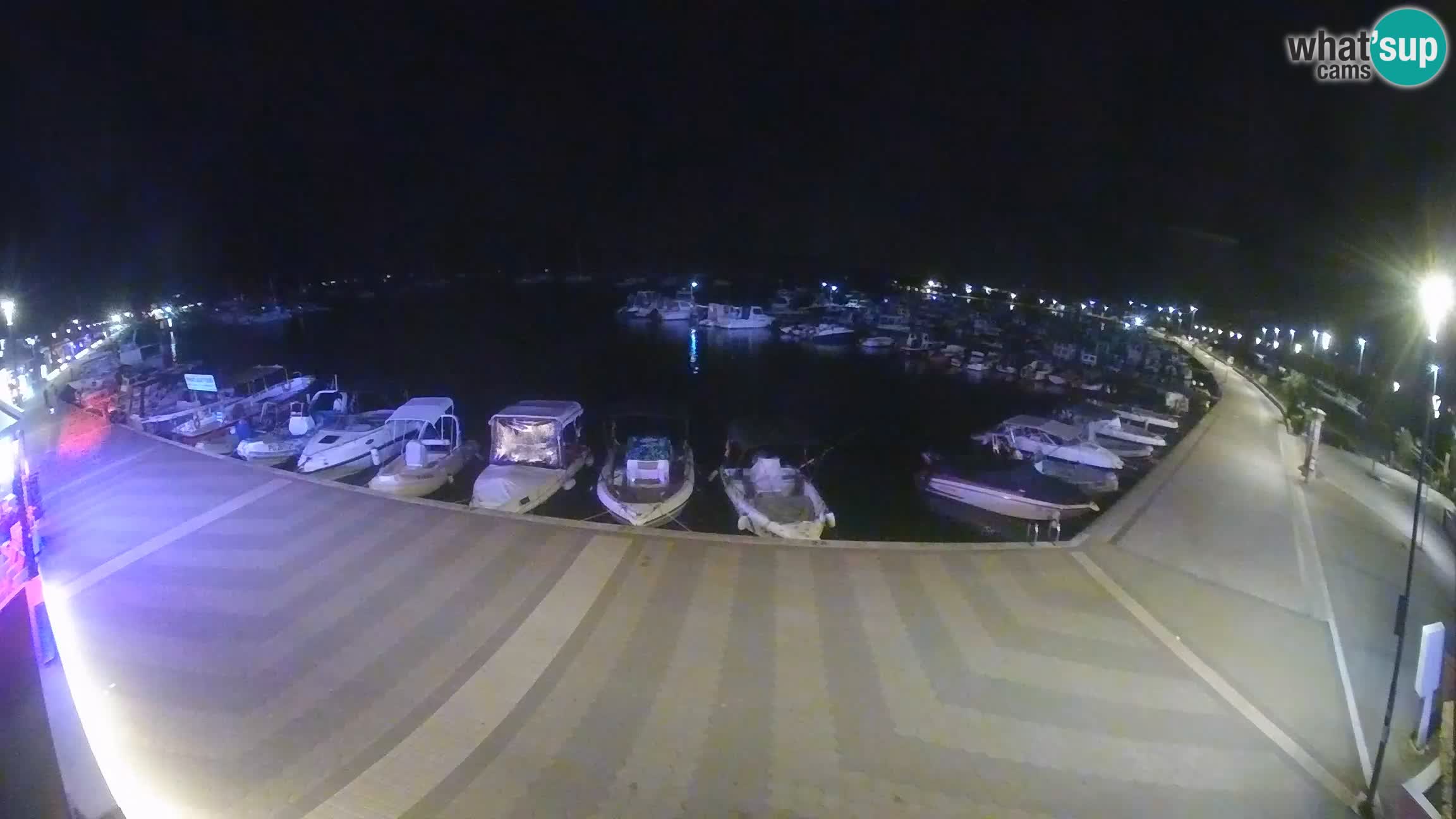 LIVE webcam Medulin marina