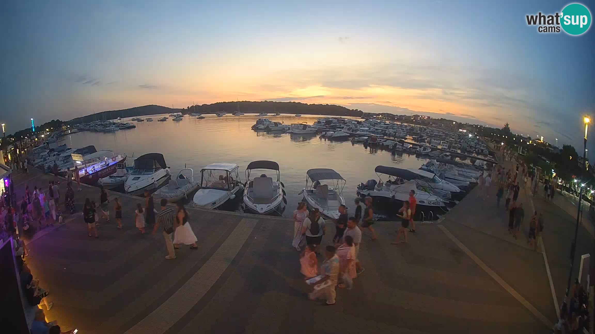 LIVE webcam Medulin marina