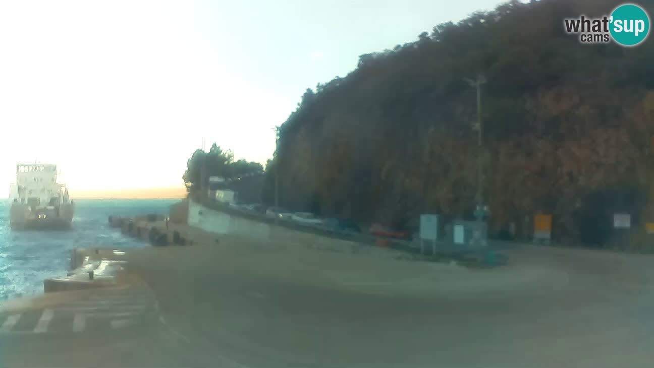 Webcam Cres – Ferry port Merag – Krk on Cres island