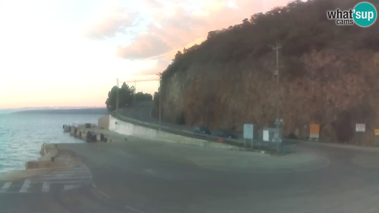 Webcam Cres – Ferry port Merag – Krk on Cres island