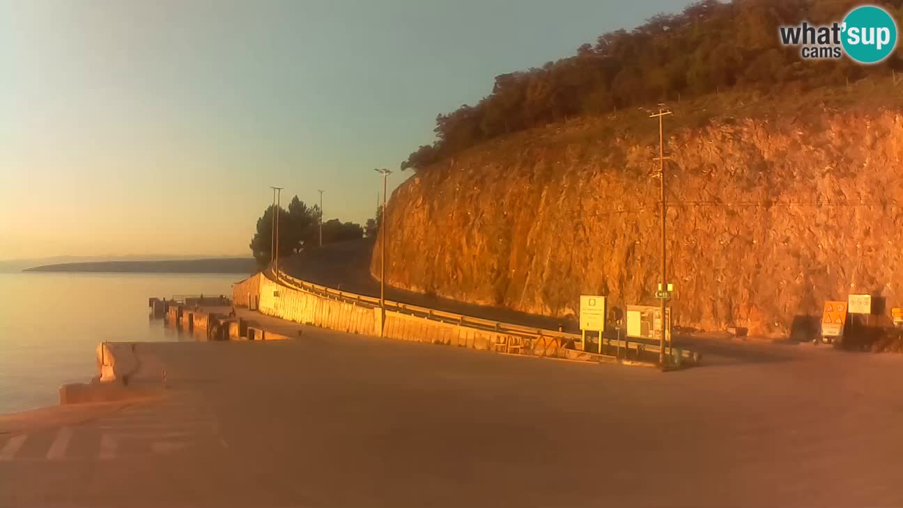 Webcam Cres – Ferry port Merag – Krk on Cres island