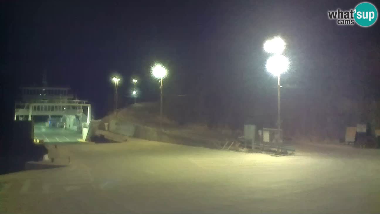Spletna kamera Cres – Trajekno pristanišče Merag – Krk