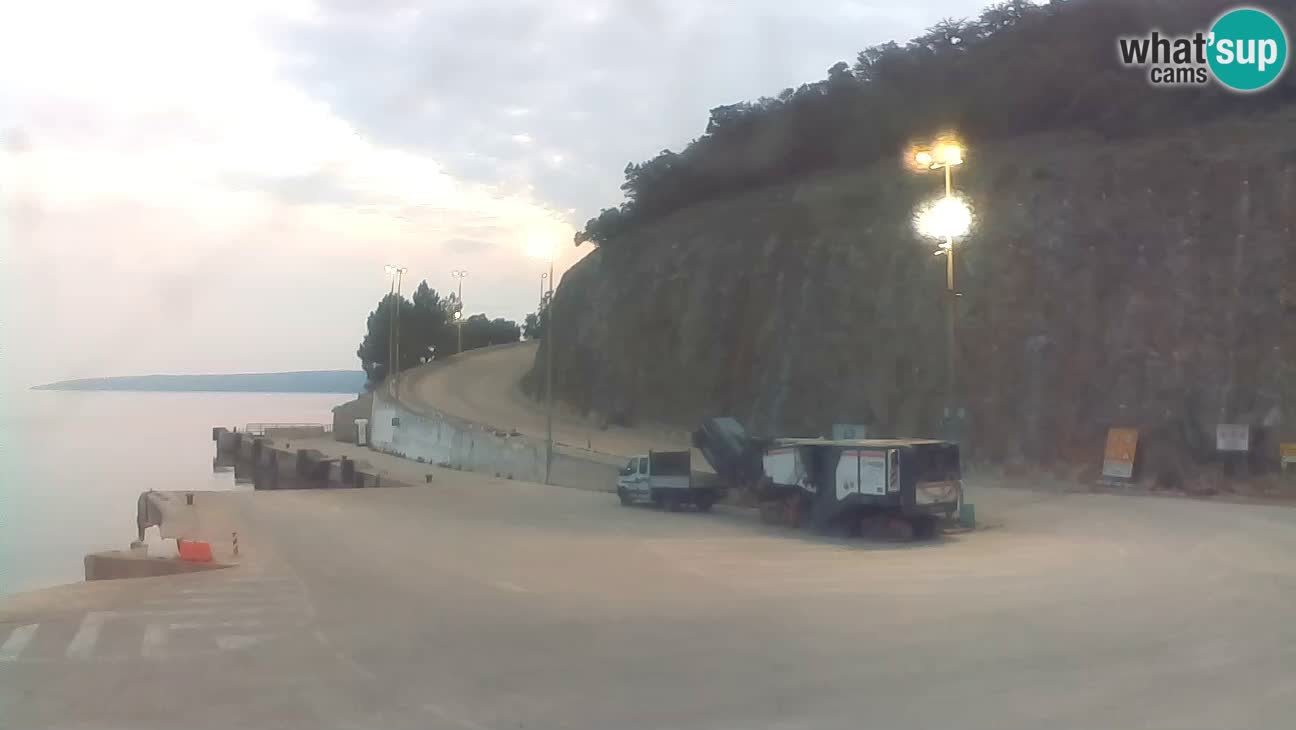 Webkam otok Cres – Trajektna luka  Merag – Krk