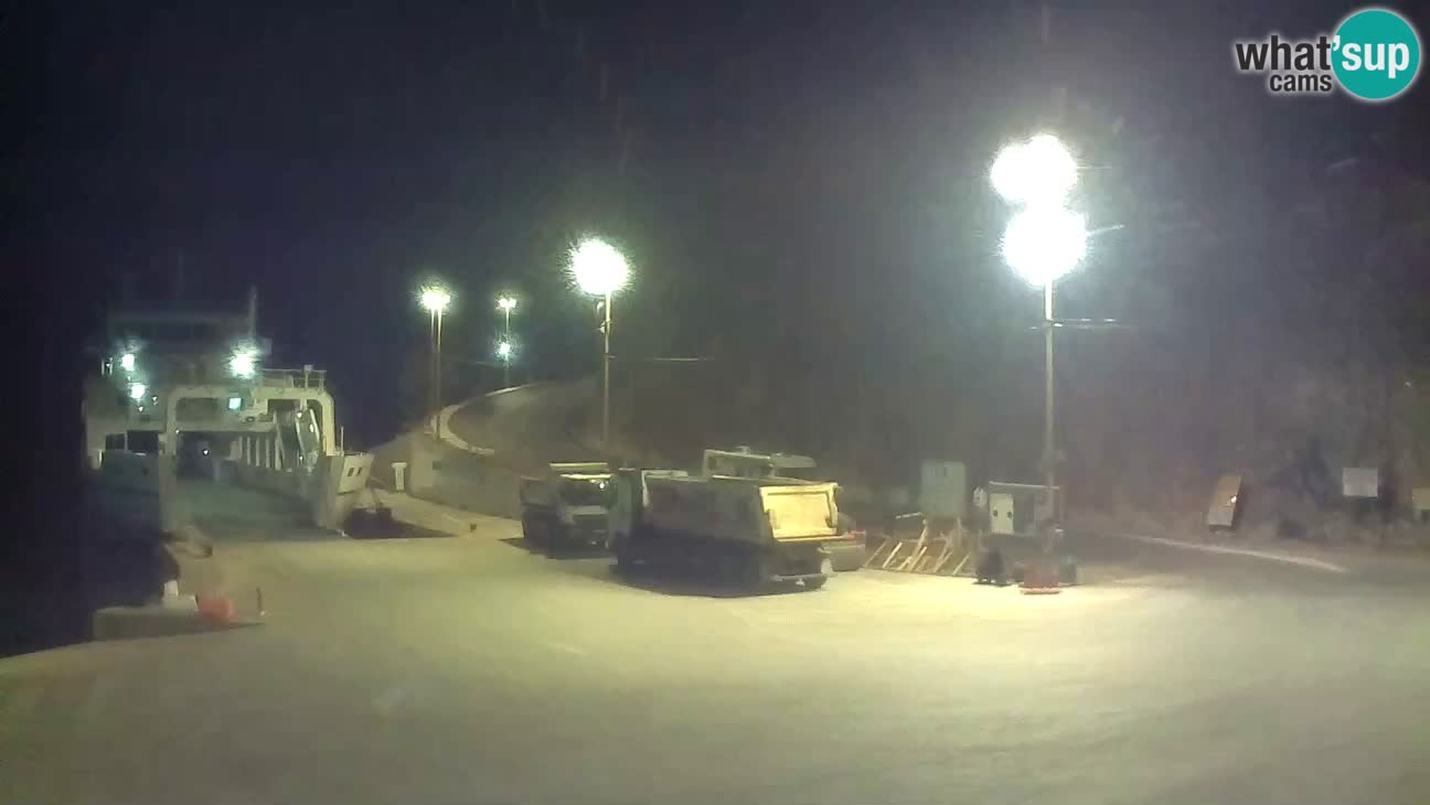 Webcam Cres – Ferry port Merag – Krk on Cres island
