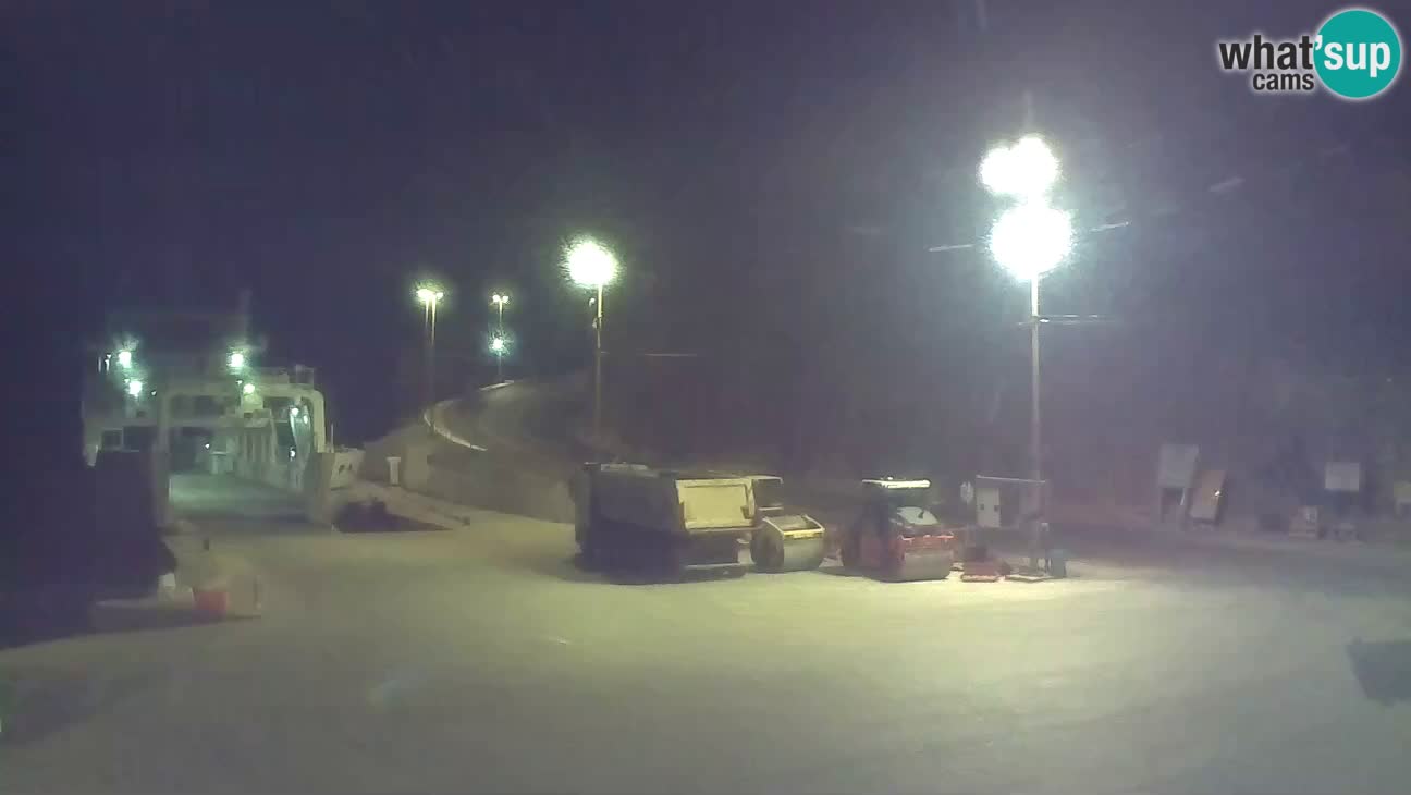 Spletna kamera Cres – Trajekno pristanišče Merag – Krk