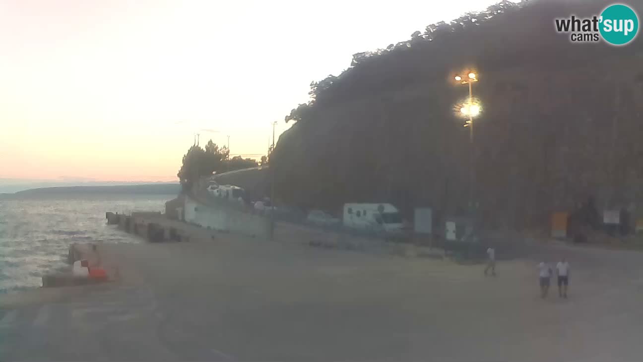 Webkam otok Cres – Trajektna luka  Merag – Krk