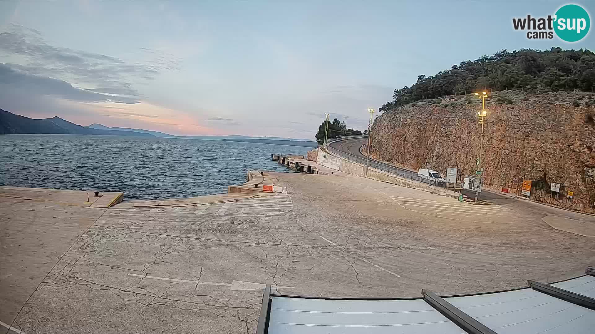 Webkam otok Cres – Trajektna luka  Merag – Krk