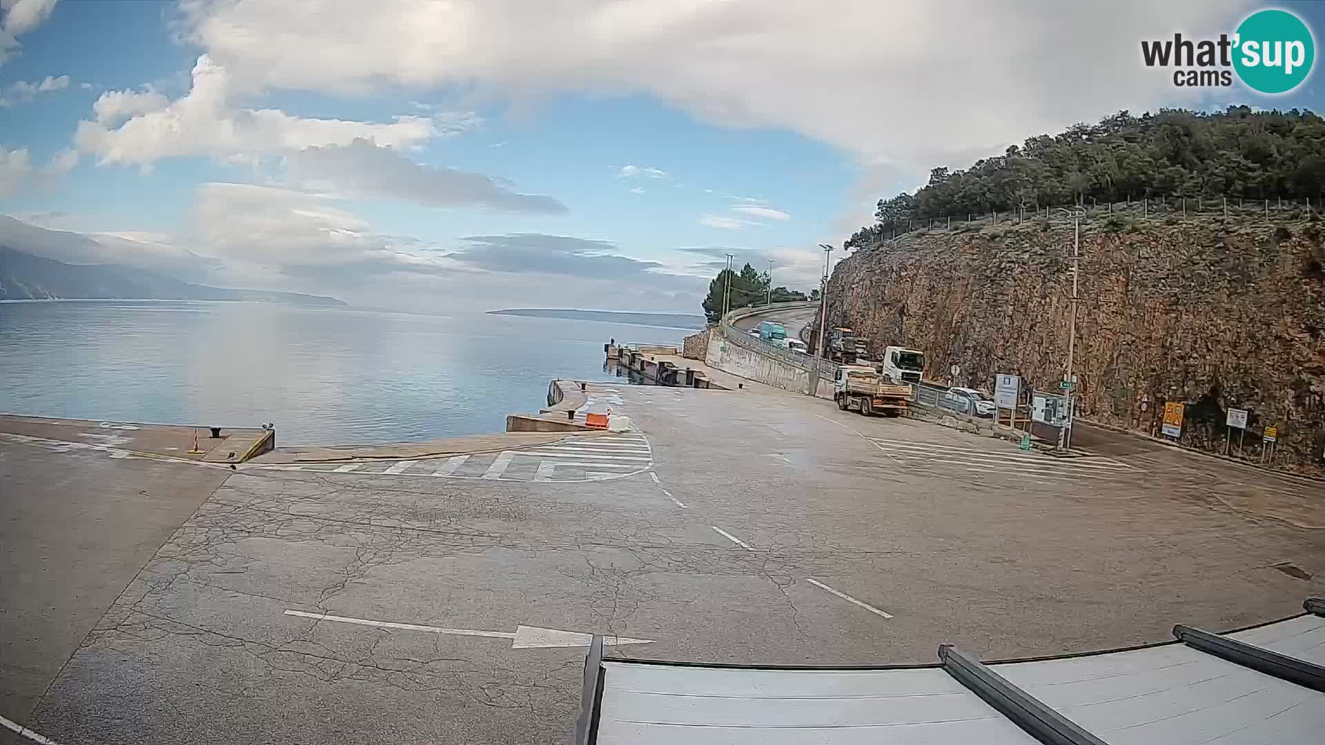 Webcam Cres – Ferry port Merag – Krk on Cres island