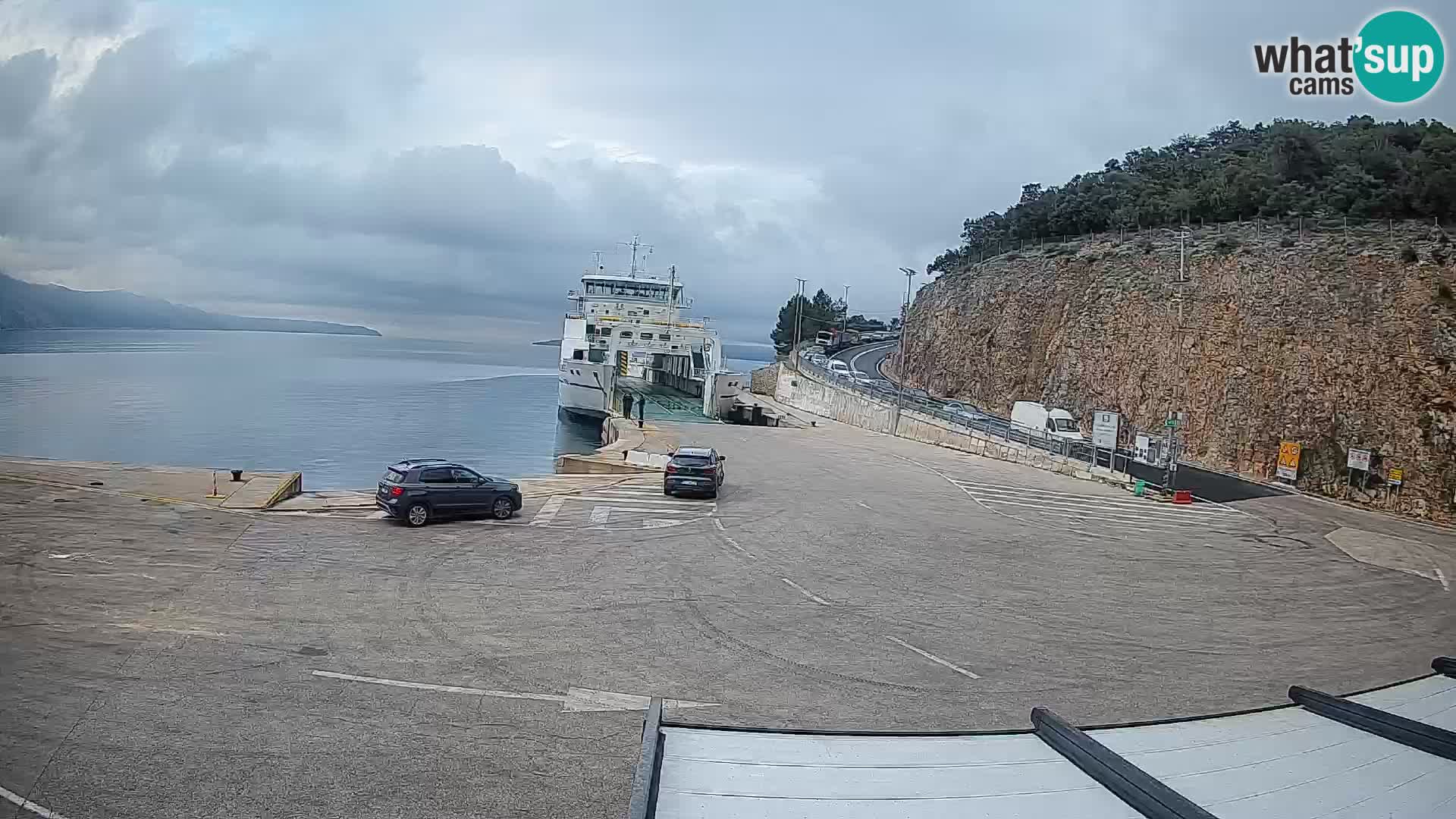 Webcam isla de Cres – puerto del transbordador Merag – Krk