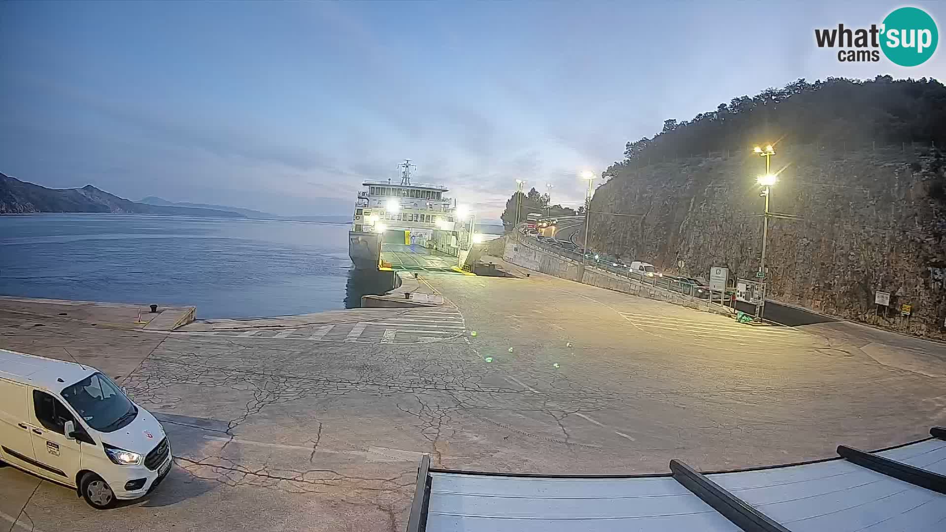 Webcam Cres – Ferry port Merag – Krk on Cres island