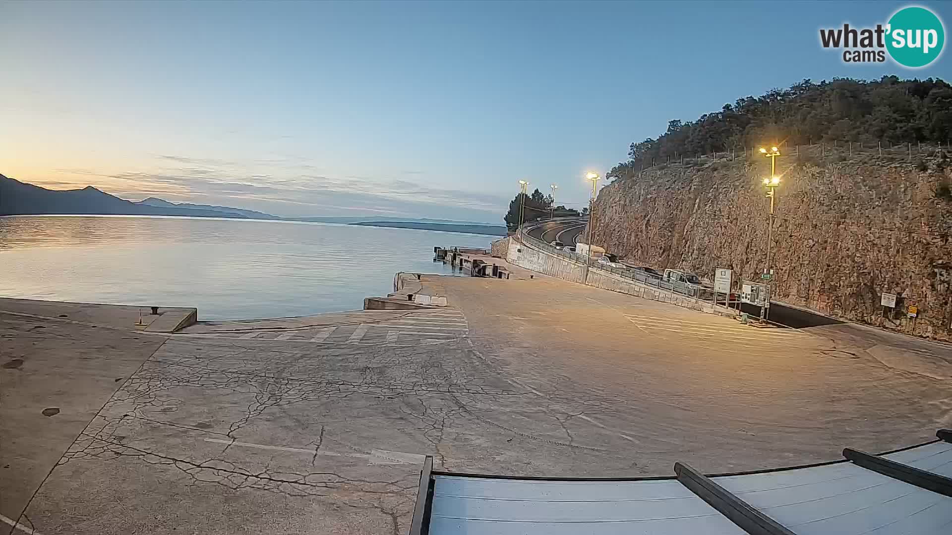 Webcam Cres – Ferry port Merag – Krk on Cres island