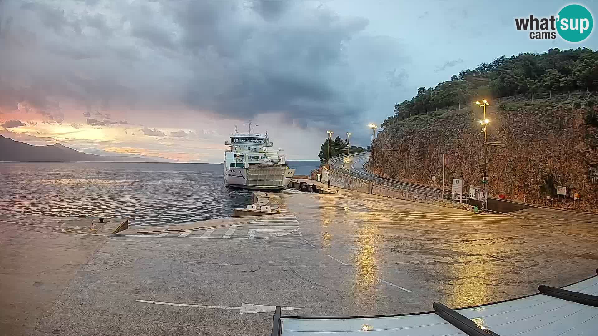 Île de Cres Webcam – port de ferry Merag – Krk