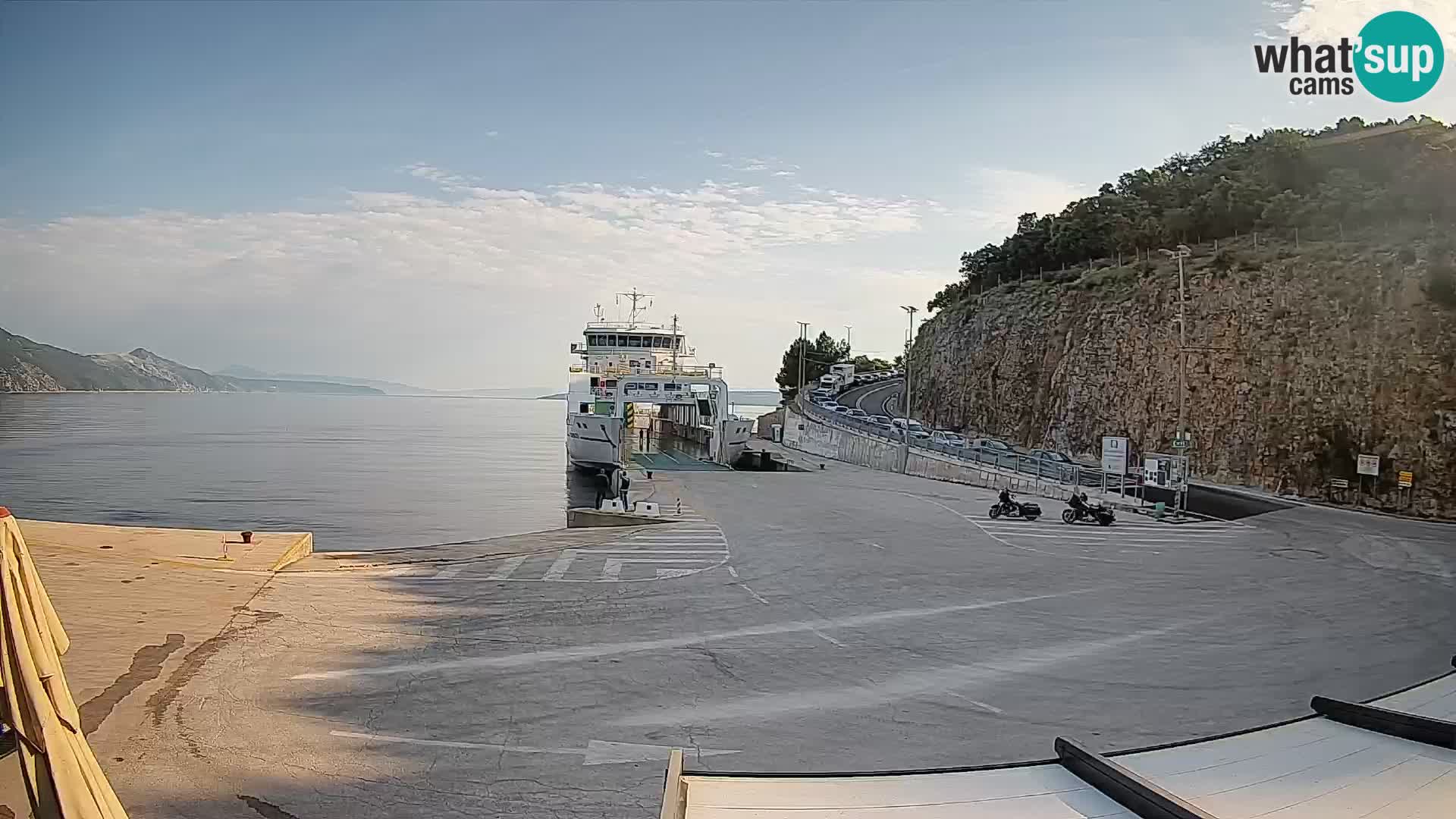 Webcam isla de Cres – puerto del transbordador Merag – Krk