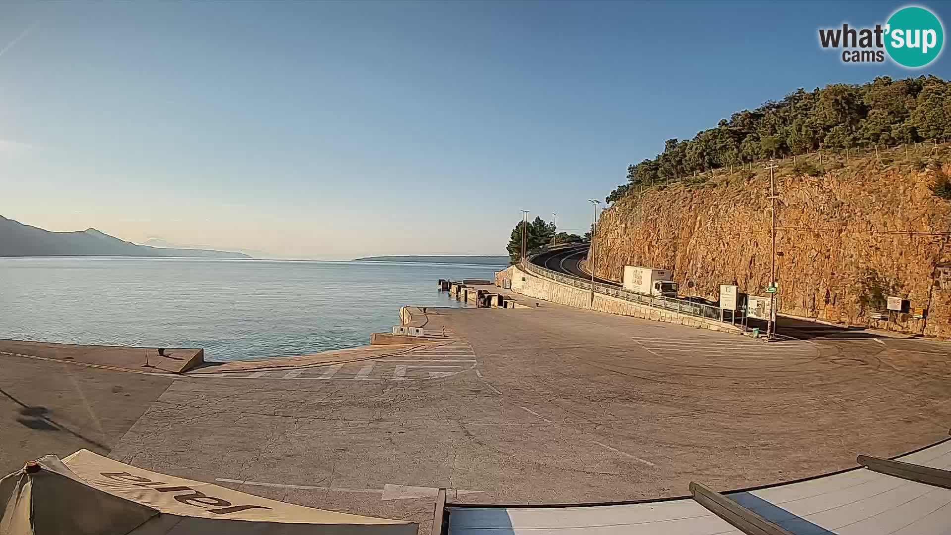 Île de Cres Webcam – port de ferry Merag – Krk