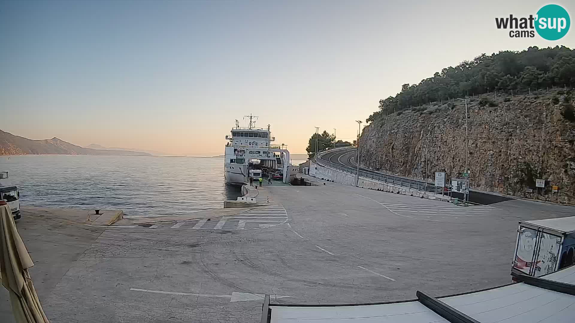 Webcam isla de Cres – puerto del transbordador Merag – Krk