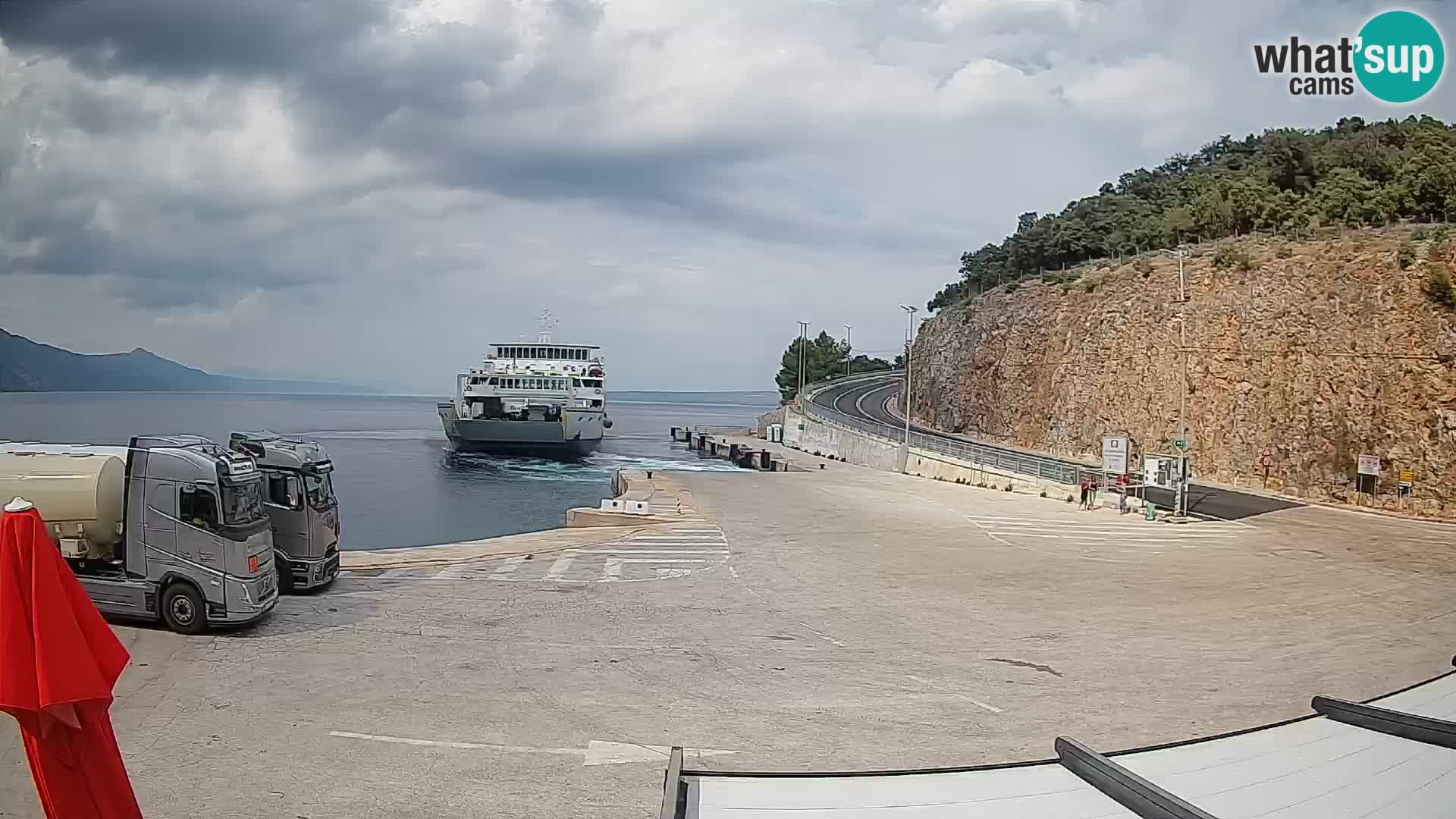 Webkam otok Cres – Trajektna luka  Merag – Krk